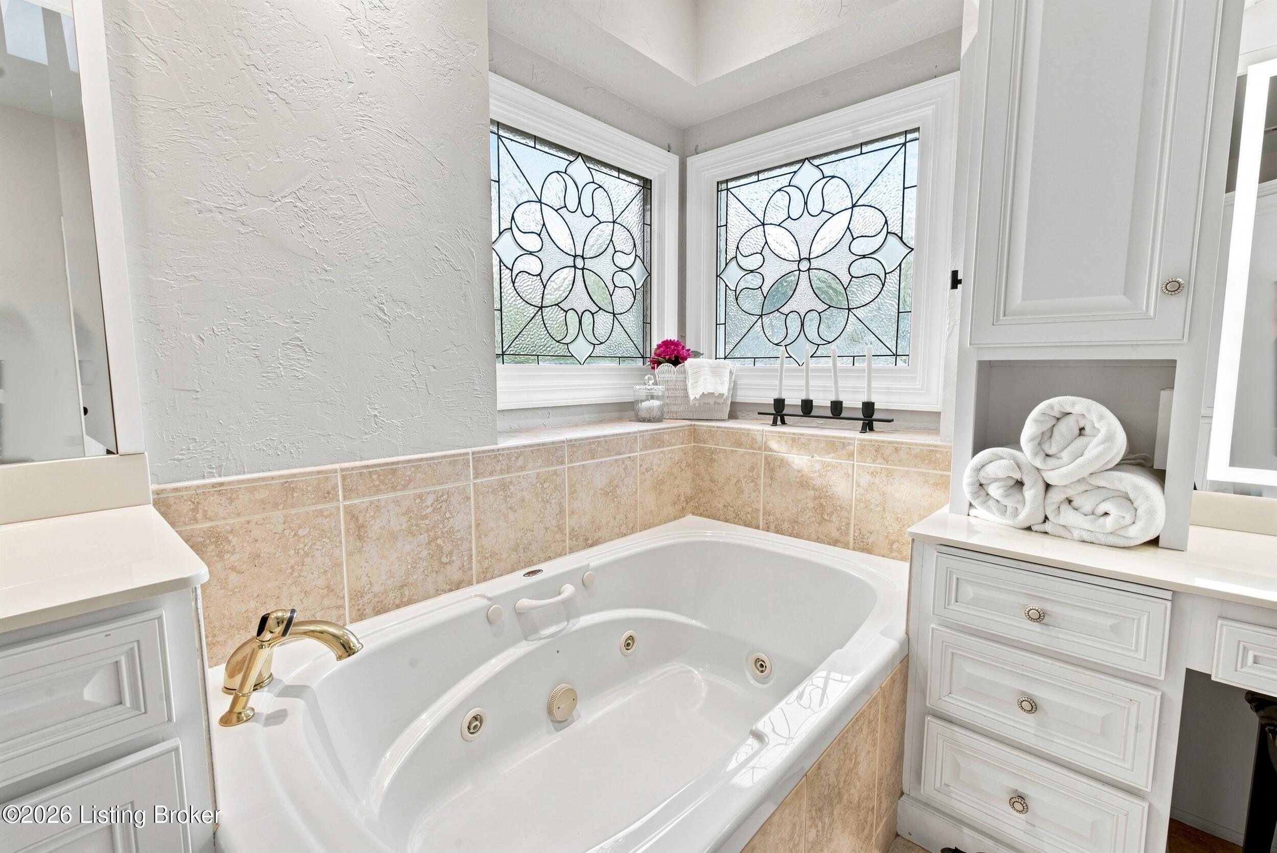 6914 Bridgepointe Blvd Property Photo 39