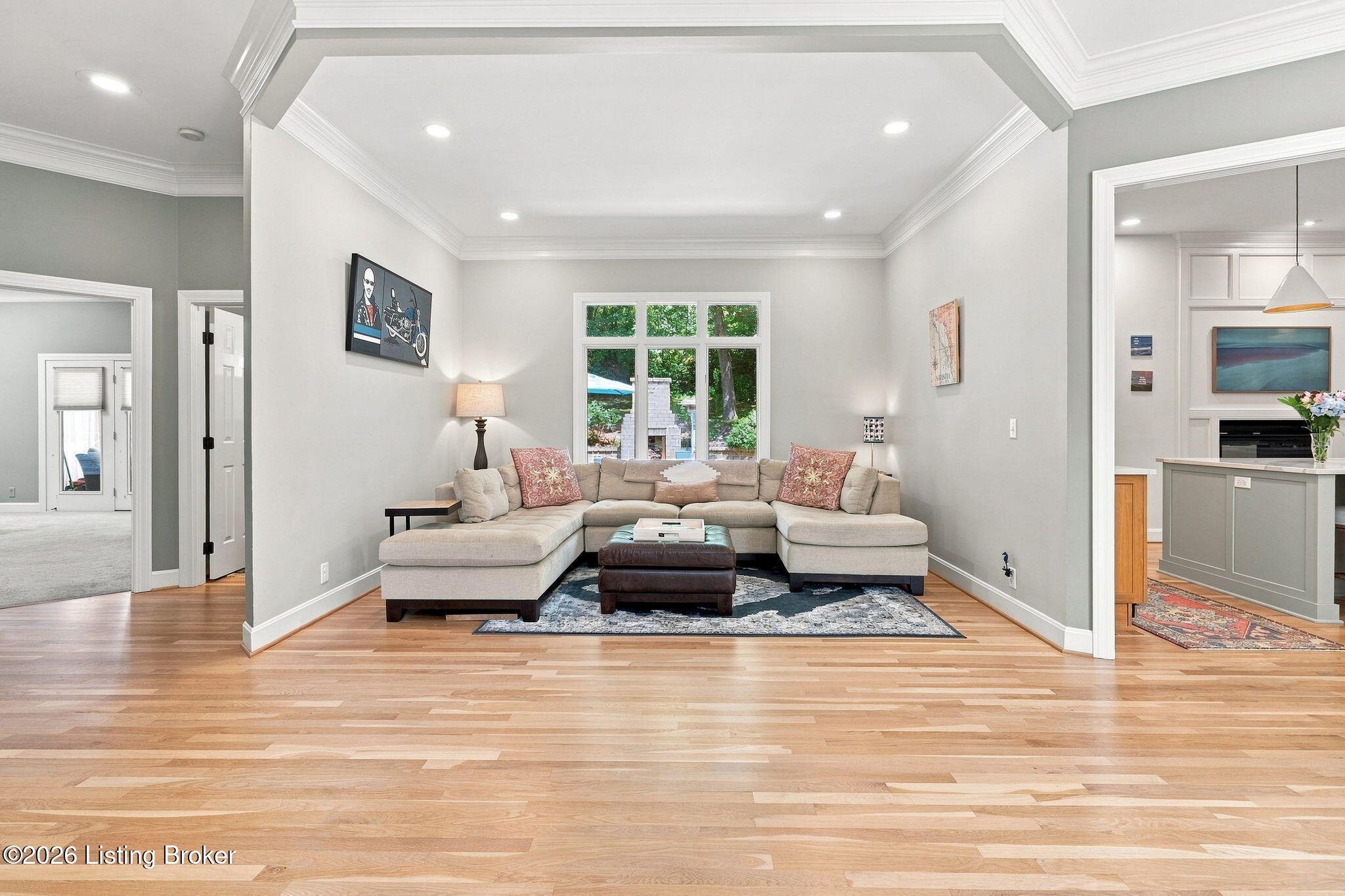 2811 Alta Vista Ct Property Photo 4