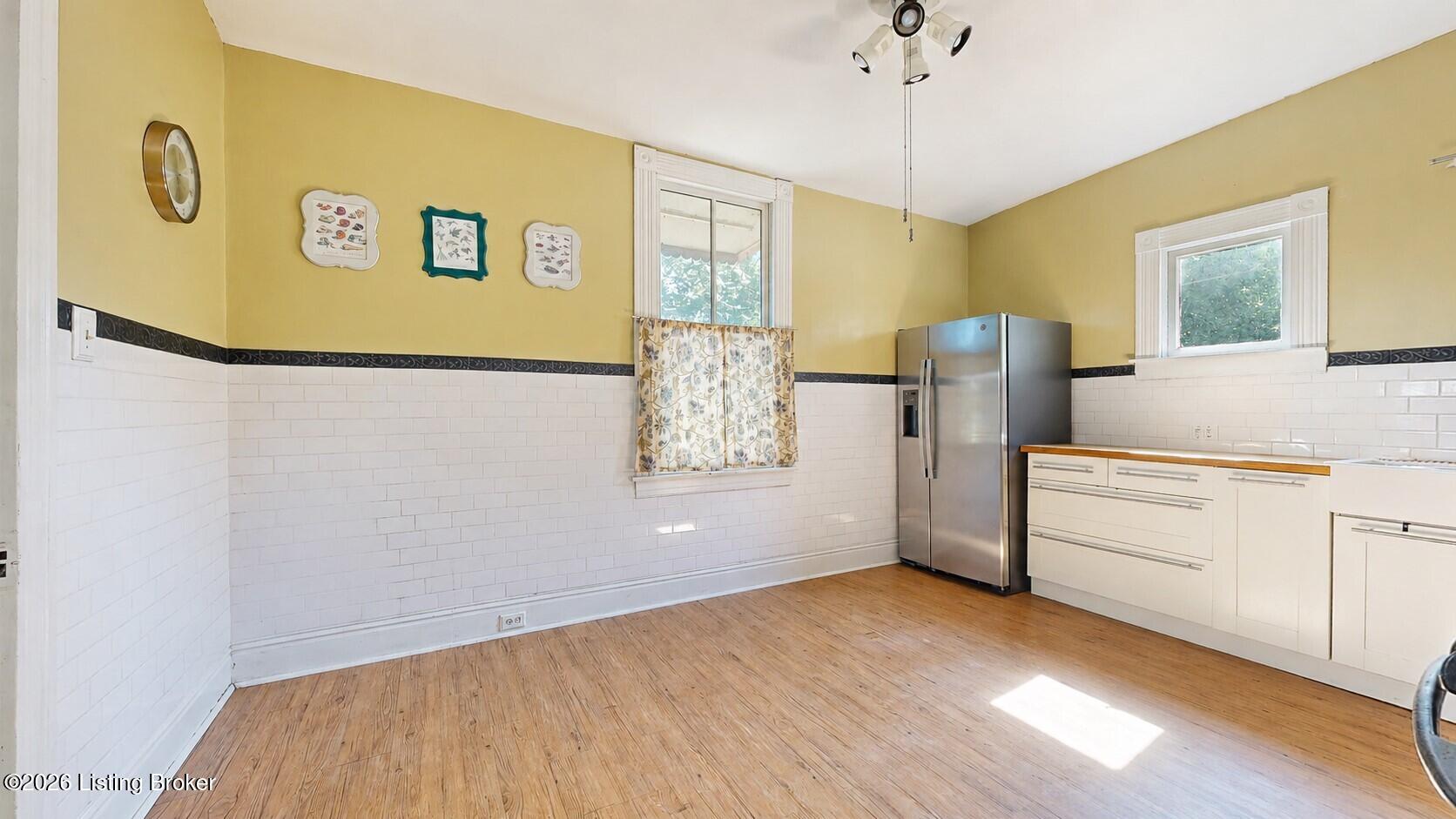 1013 Ash St Property Photo 7