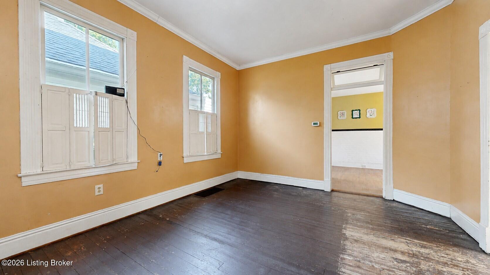 1013 Ash St Property Photo 12