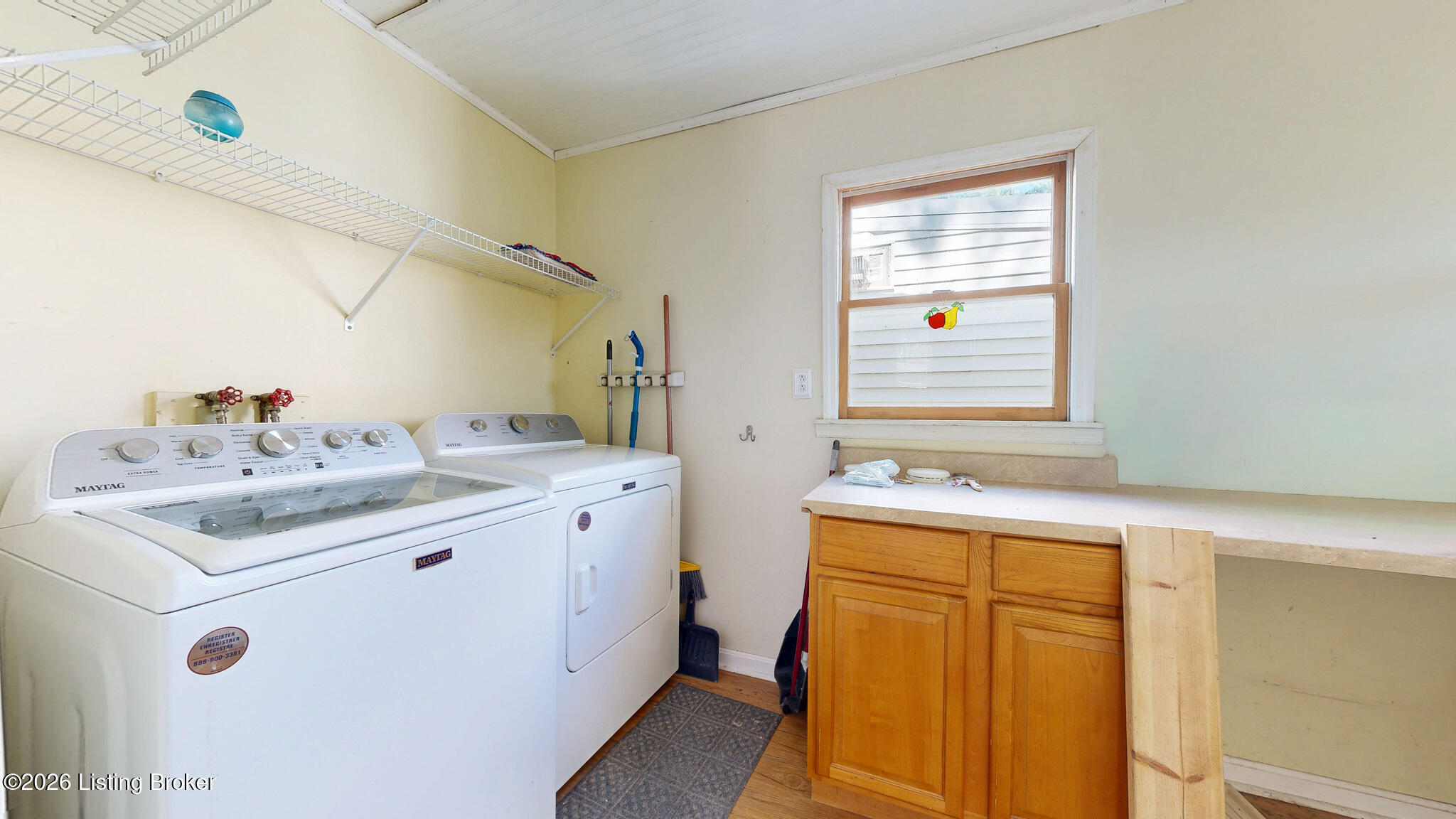1013 Ash St Property Photo 16