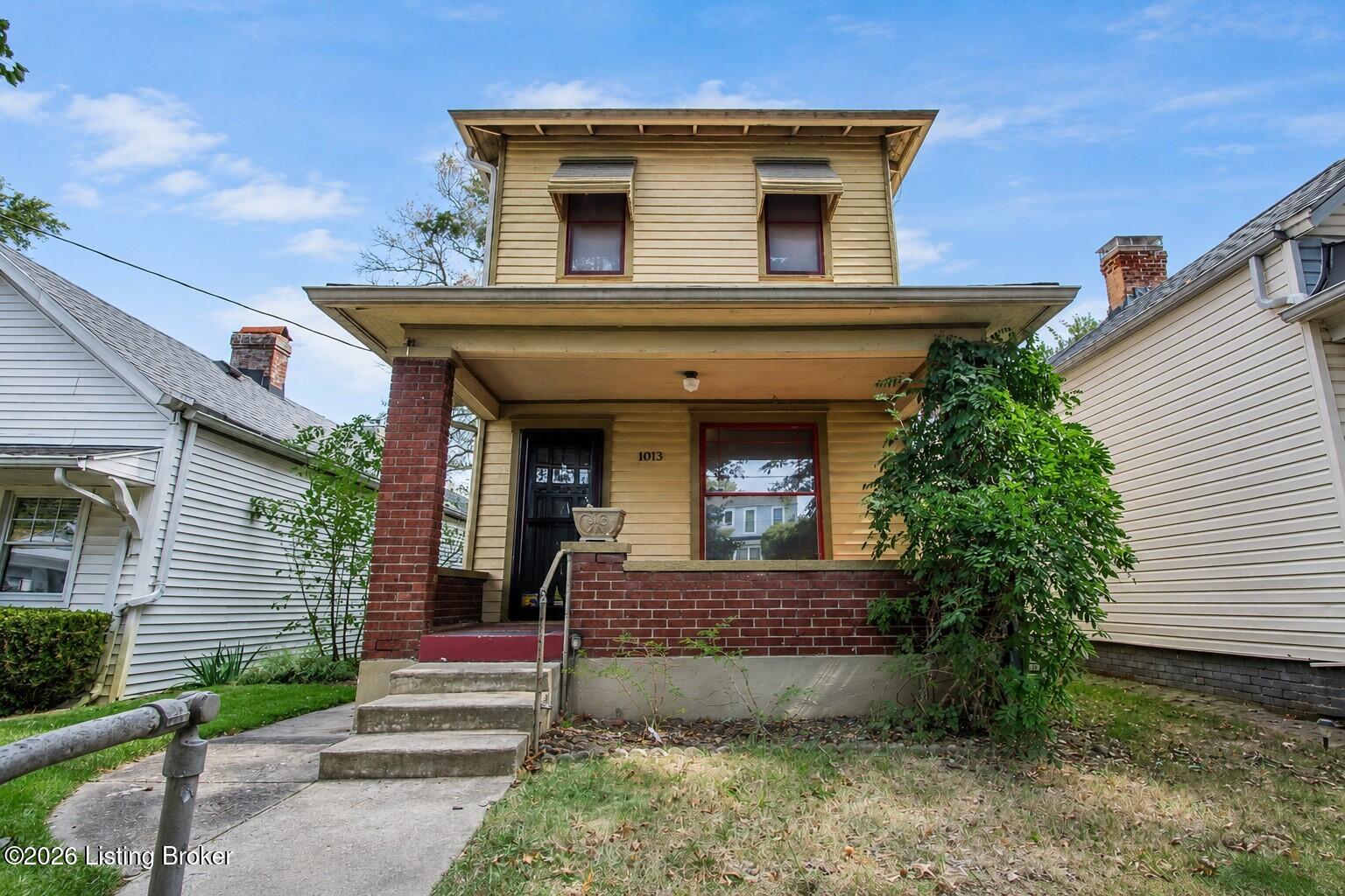 1013 Ash St Property Photo 31