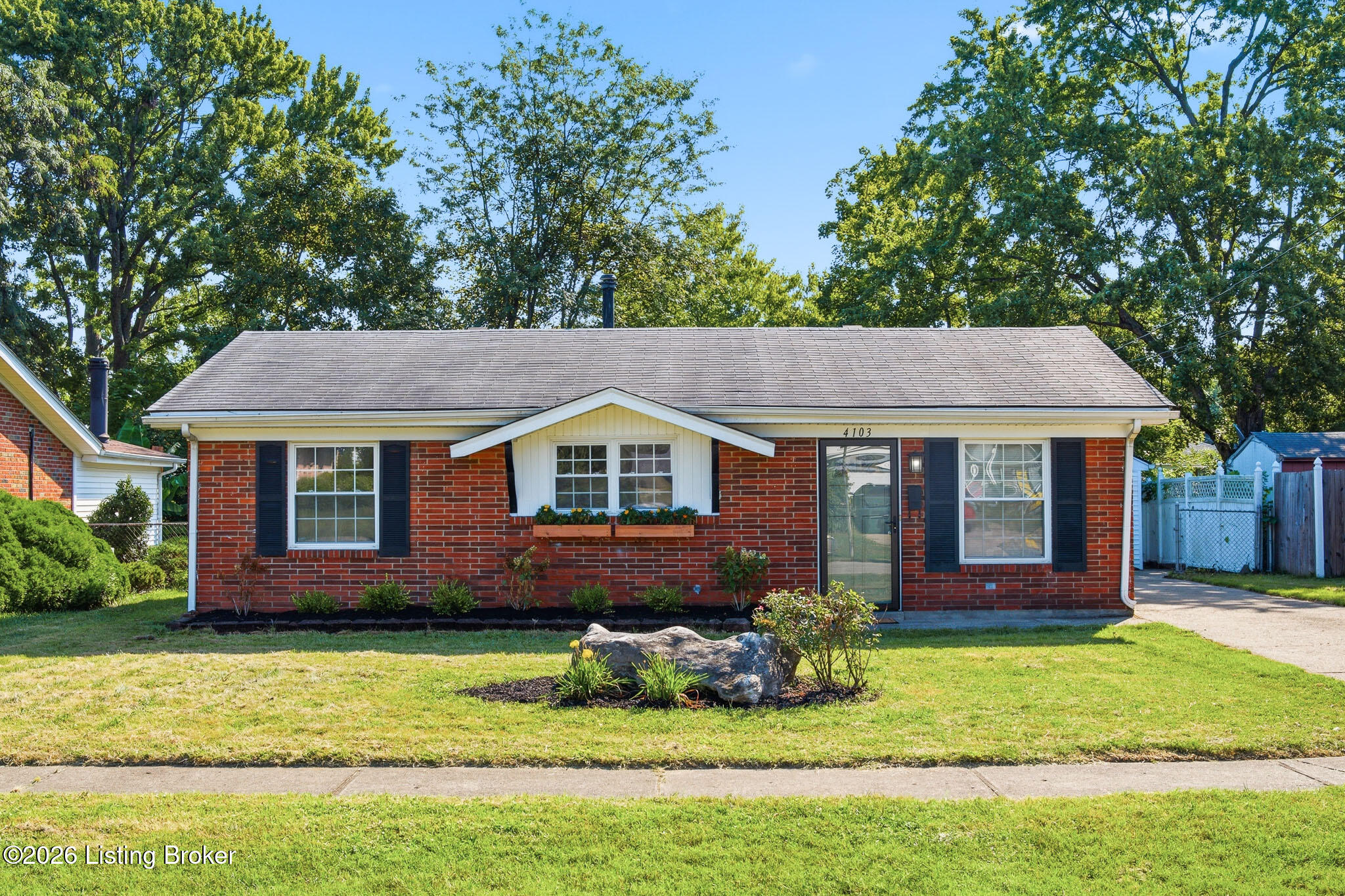 4103 Prince Ln Property Photo 3
