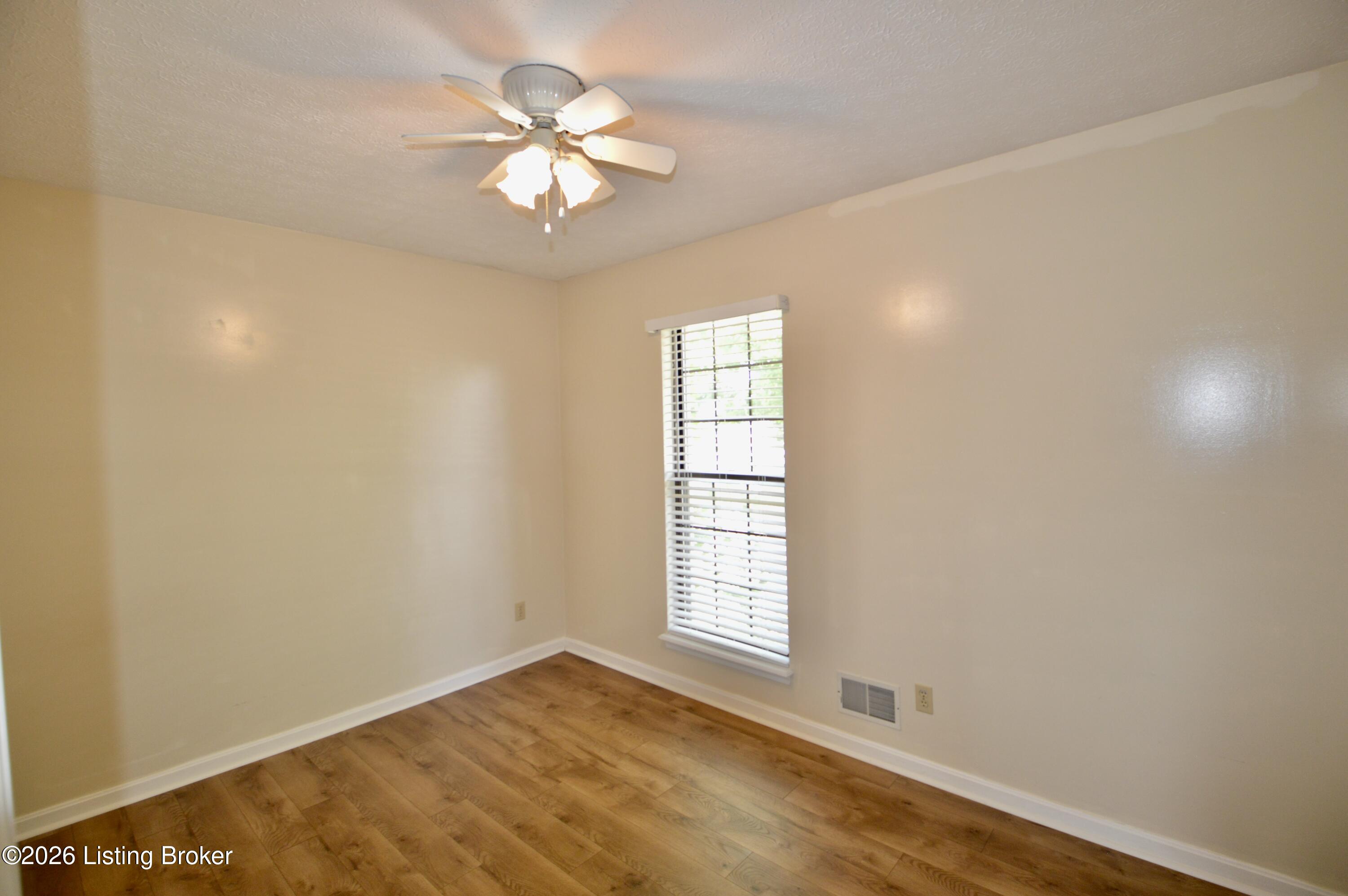 1401 Brooks Hill Rd Property Photo 17