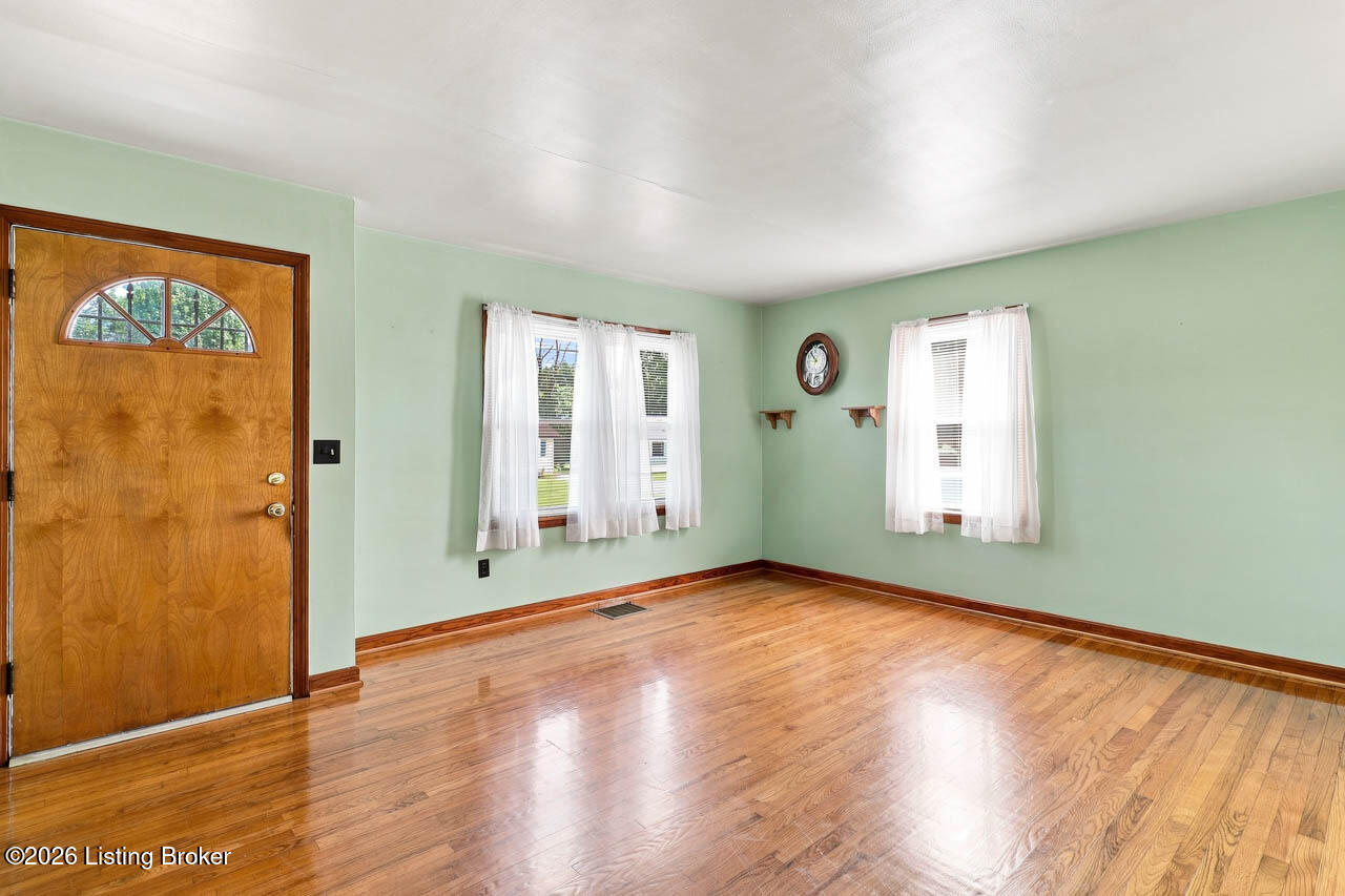 809 Bartley Ave Property Photo 3