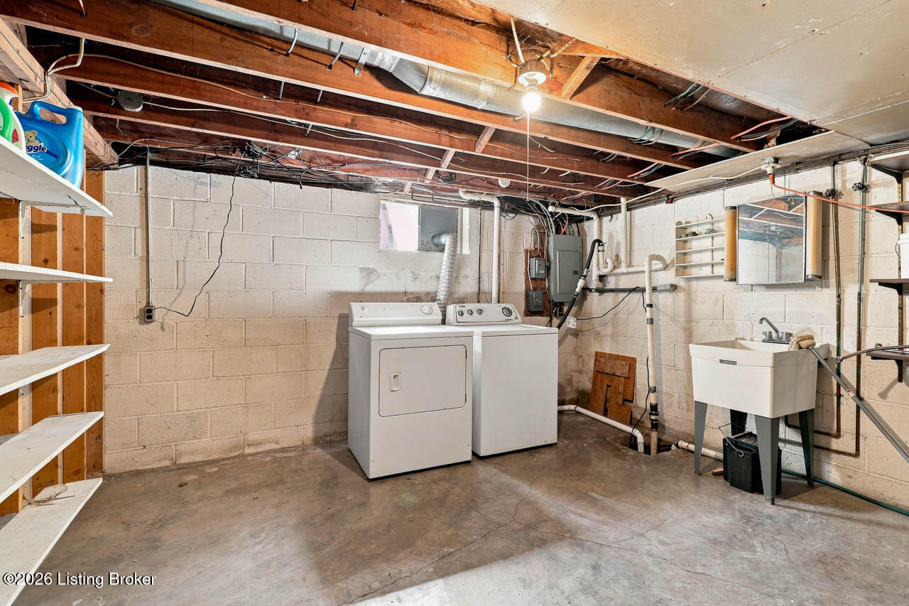 809 Bartley Ave Property Photo 25