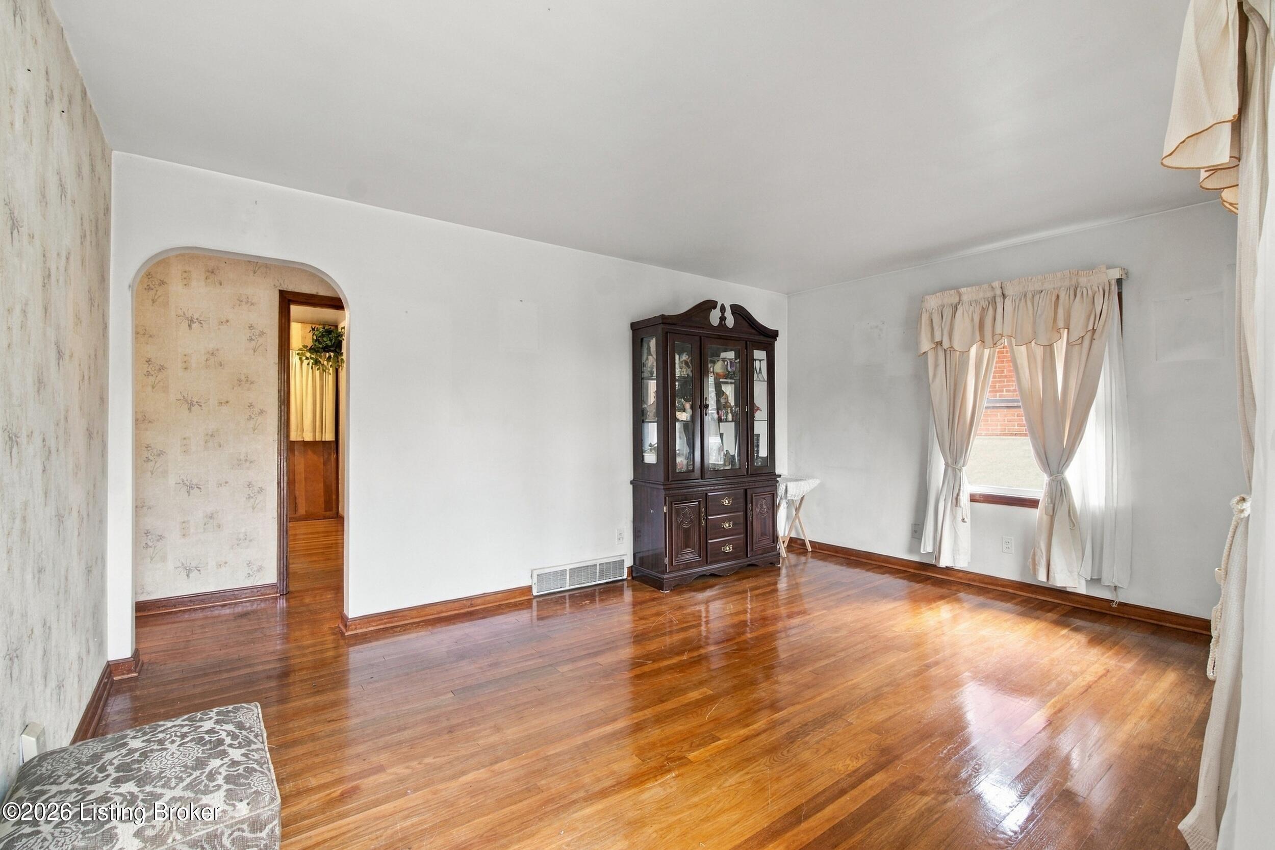 4405 Mann Ave Property Photo 5