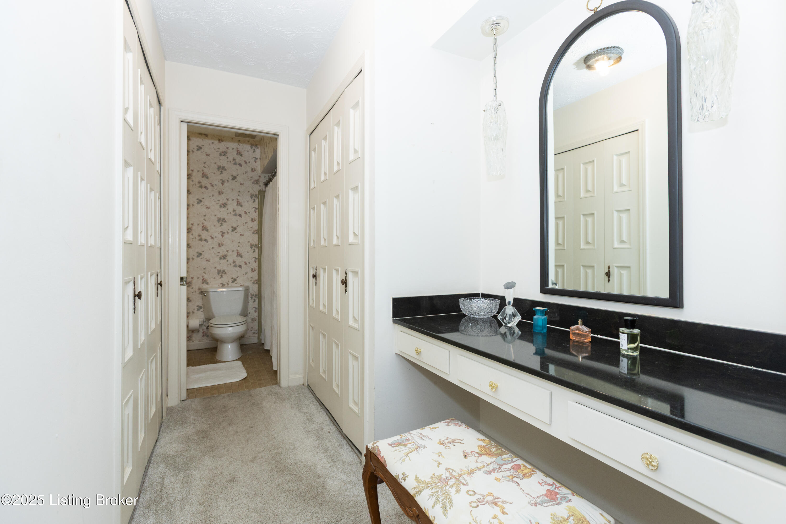 740 Zorn Ave 3f Property Photo 23