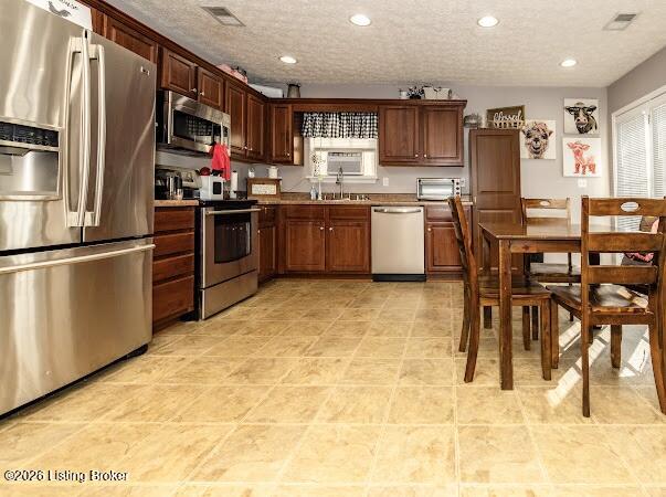 317 Madison Rae Blvd Property Photo 5