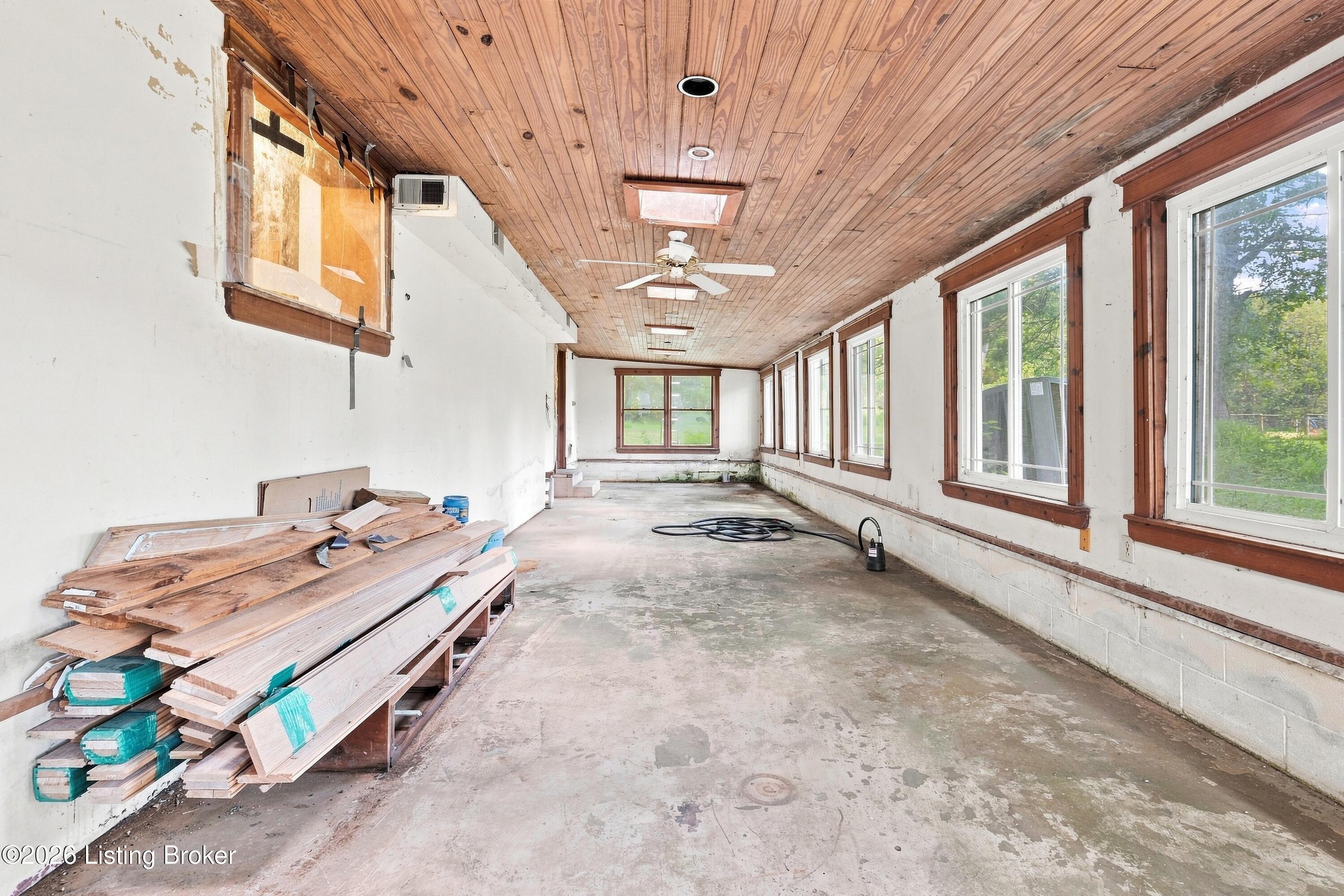 5500 W Highway 524 Property Photo 14