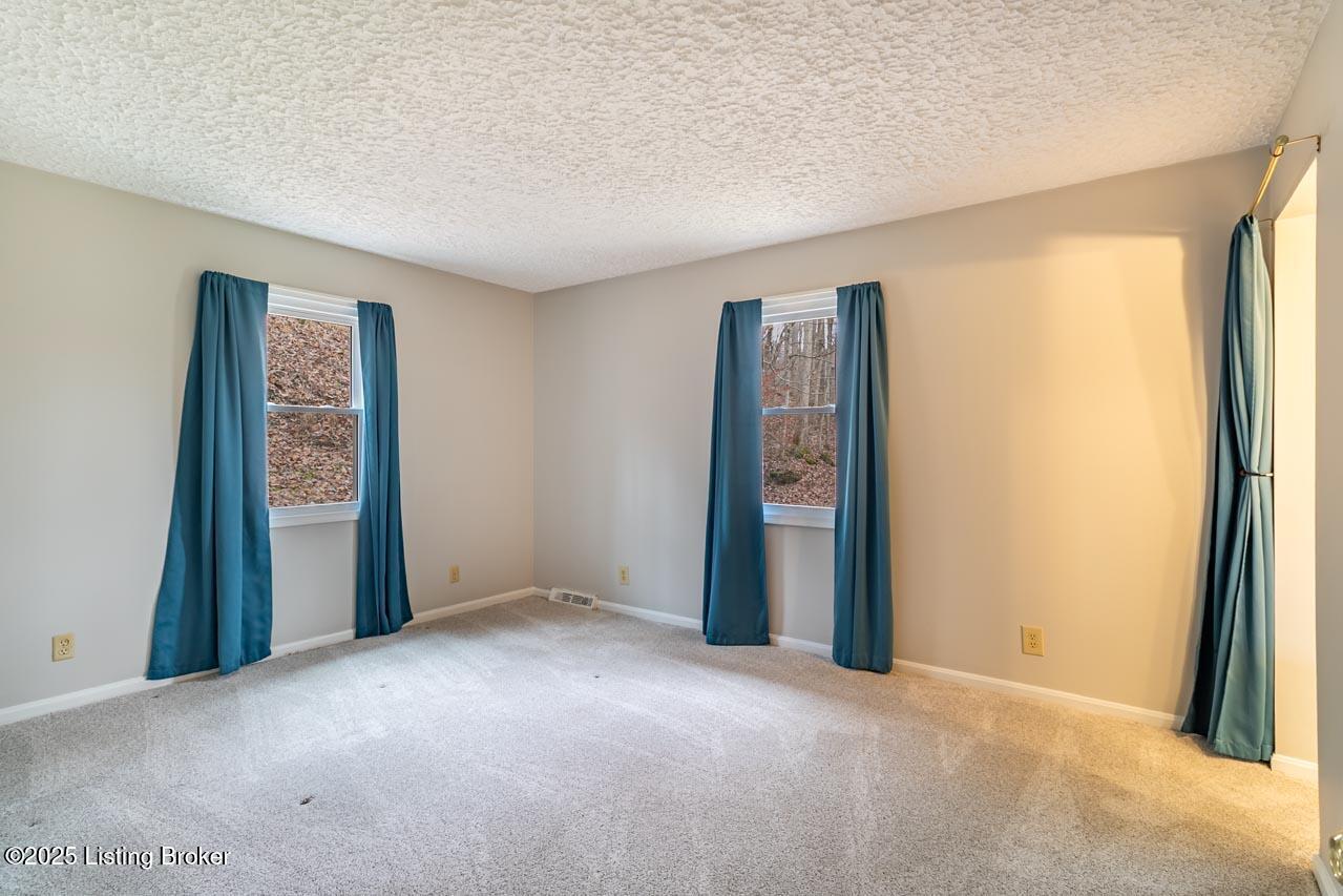290 Big Cedar Creek Trail Property Photo 26