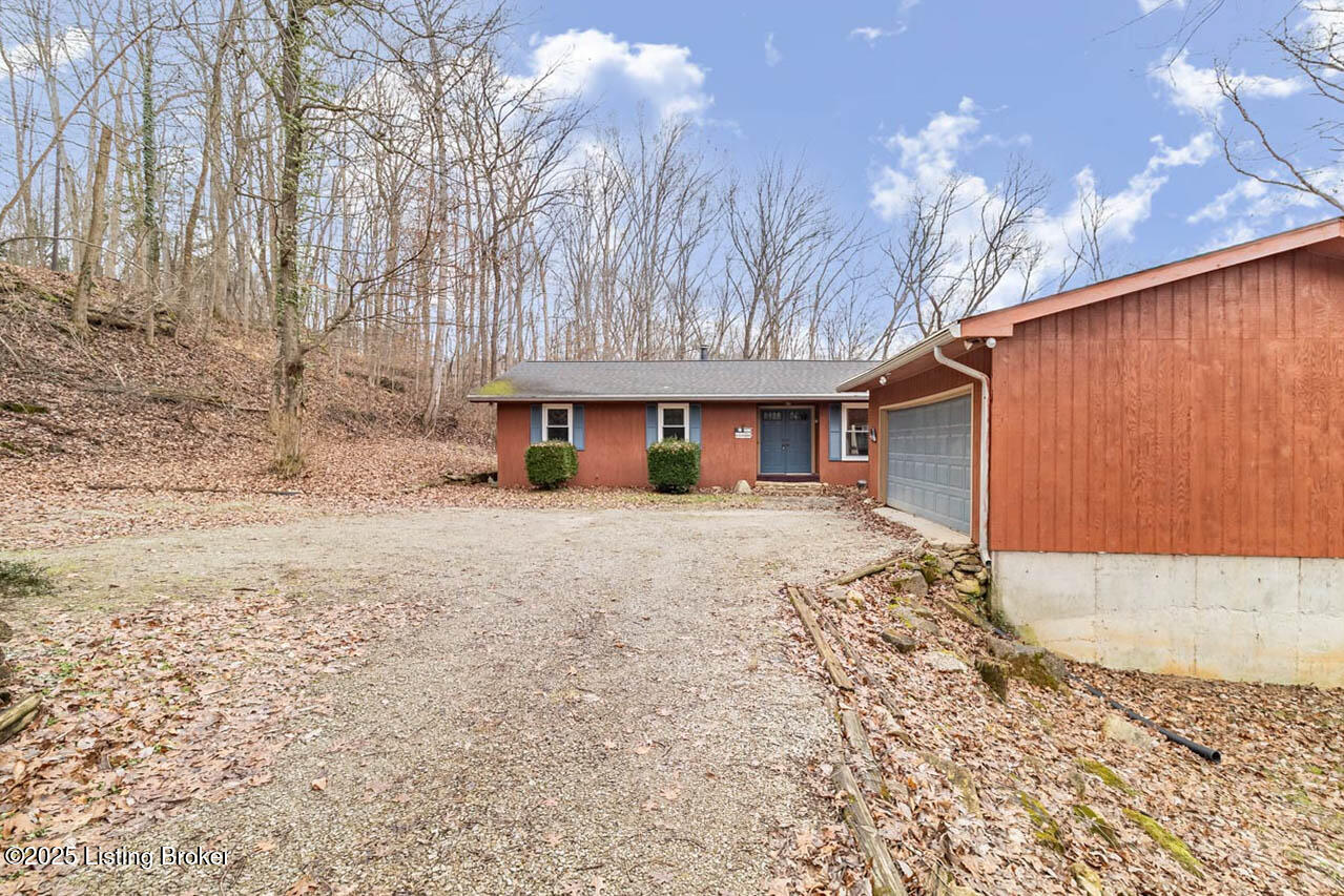290 Big Cedar Creek Trail Property Photo 54