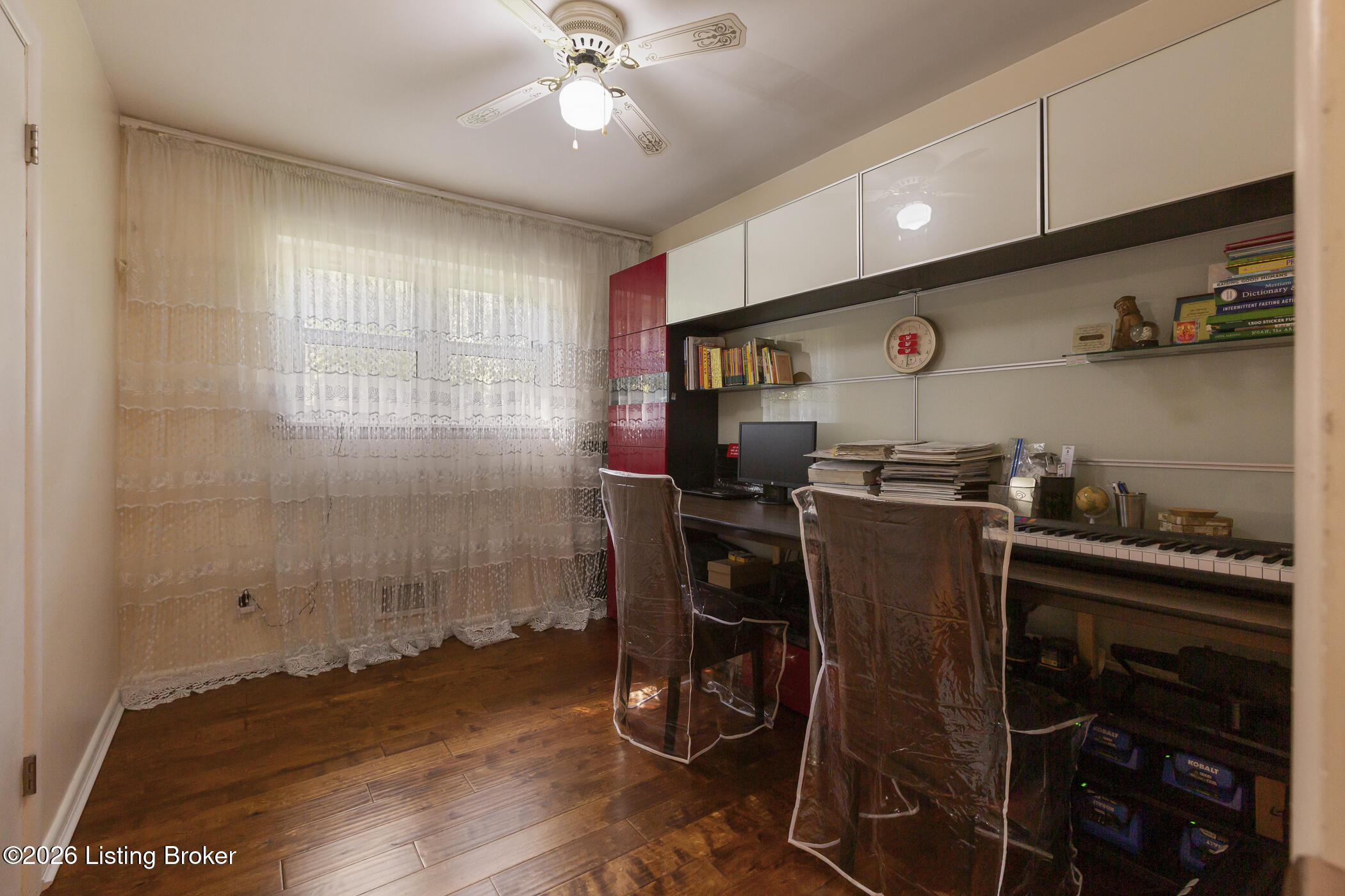 271 Granvil Dr Property Photo 9