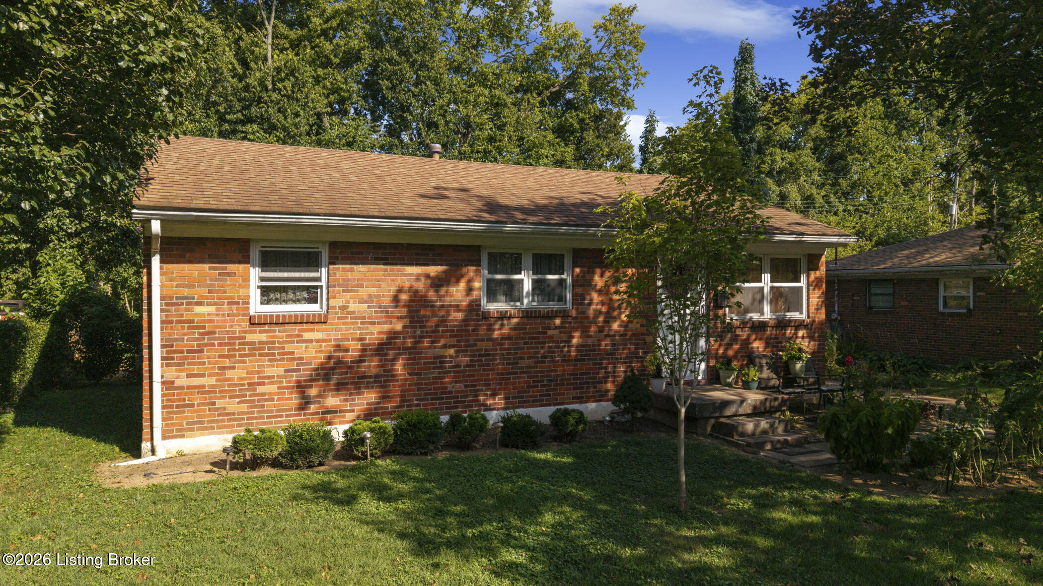 271 Granvil Dr Property Photo 23