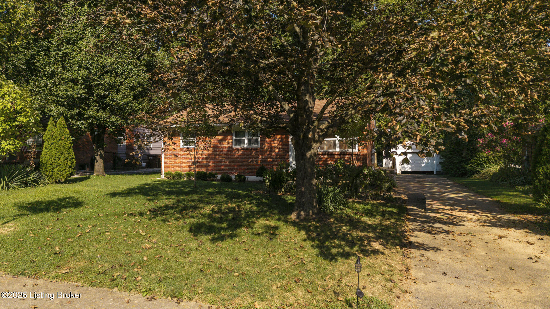 271 Granvil Dr Property Photo 24