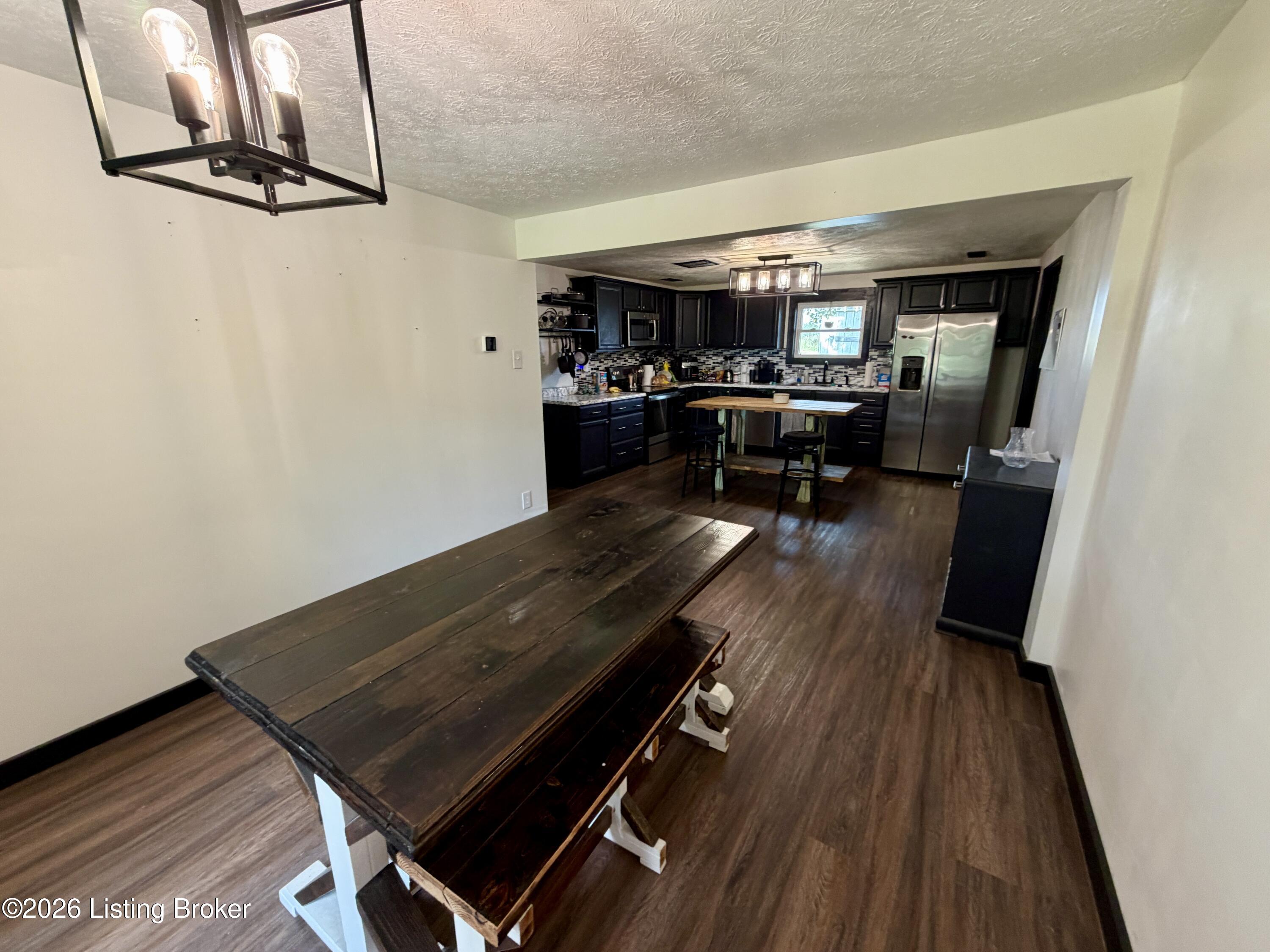 560 Irish Ridge Rd Property Photo 4
