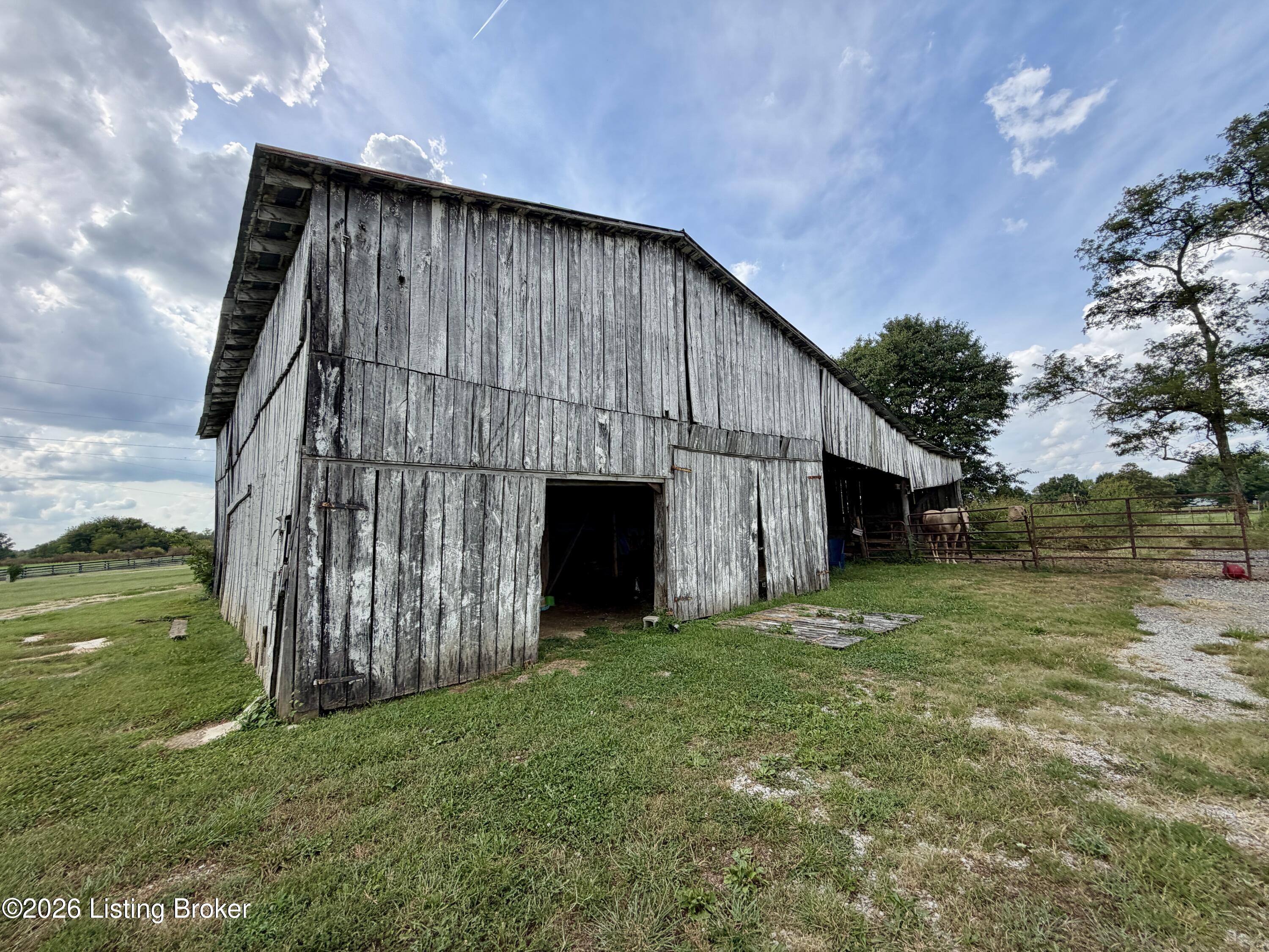 560 Irish Ridge Rd Property Photo 33