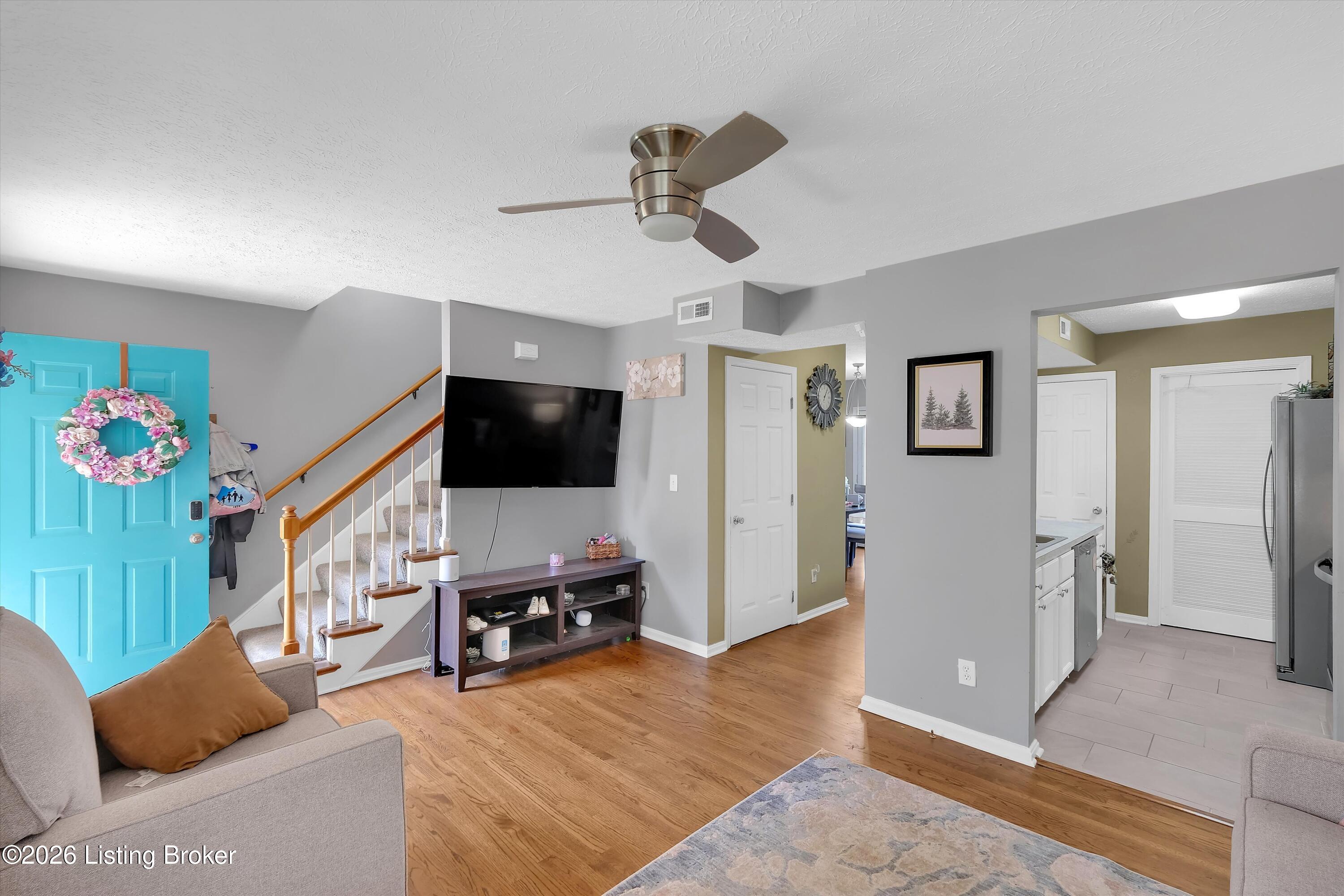 4413 Baygarden Ct Property Photo 4