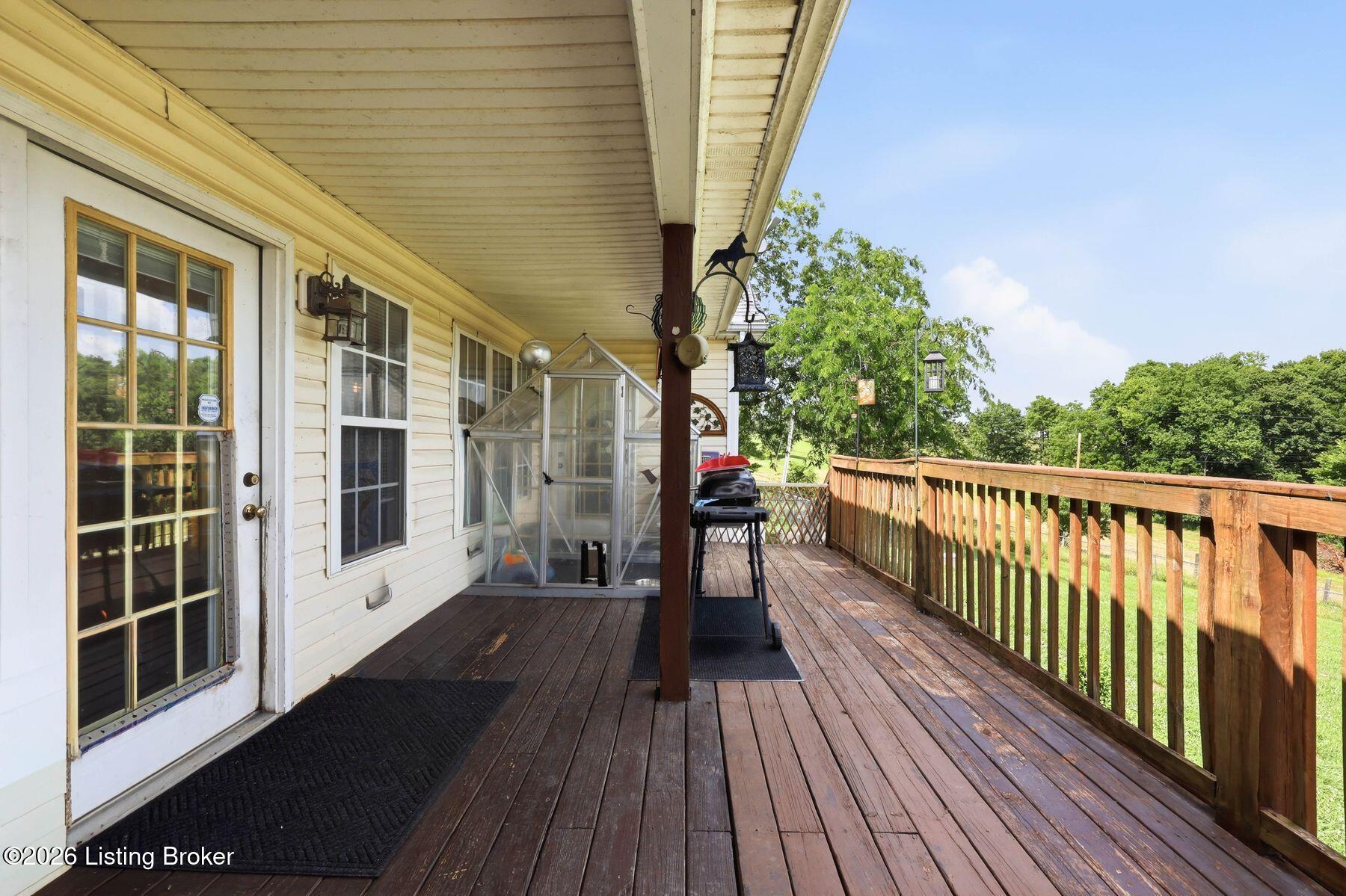 48 Hunters Trace Property Photo 24