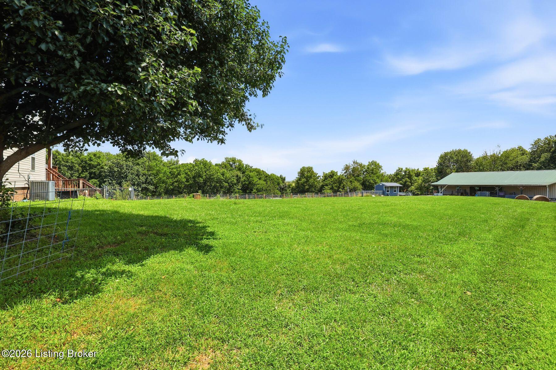 48 Hunters Trace Property Photo 36