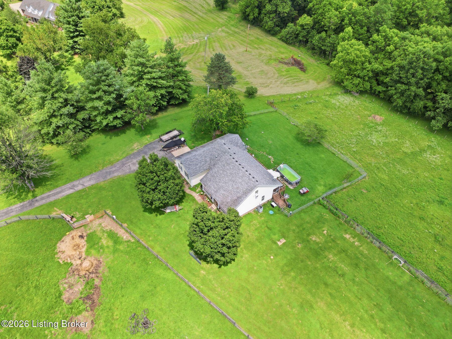 48 Hunters Trace Property Photo 51