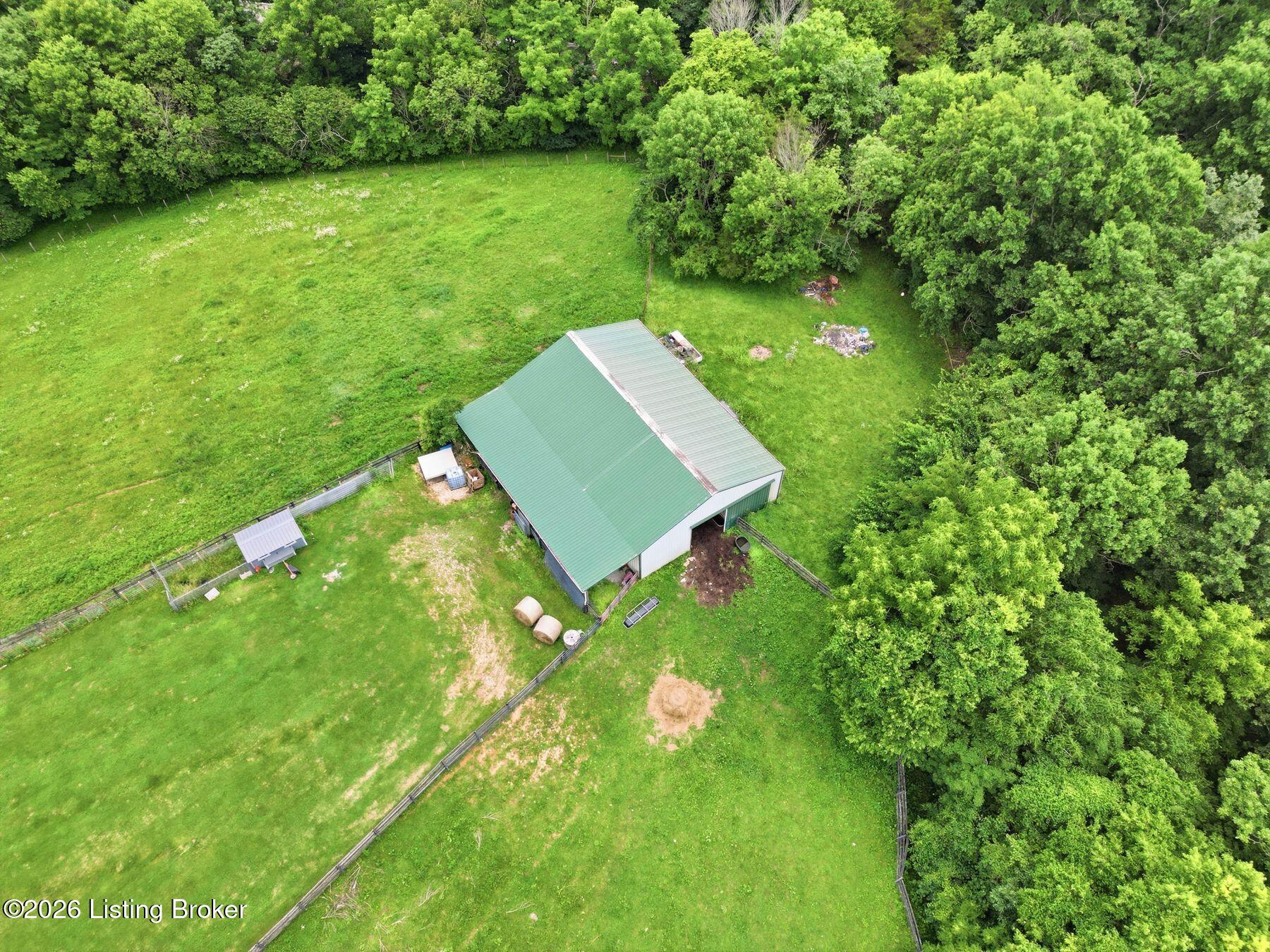 48 Hunters Trace Property Photo 52