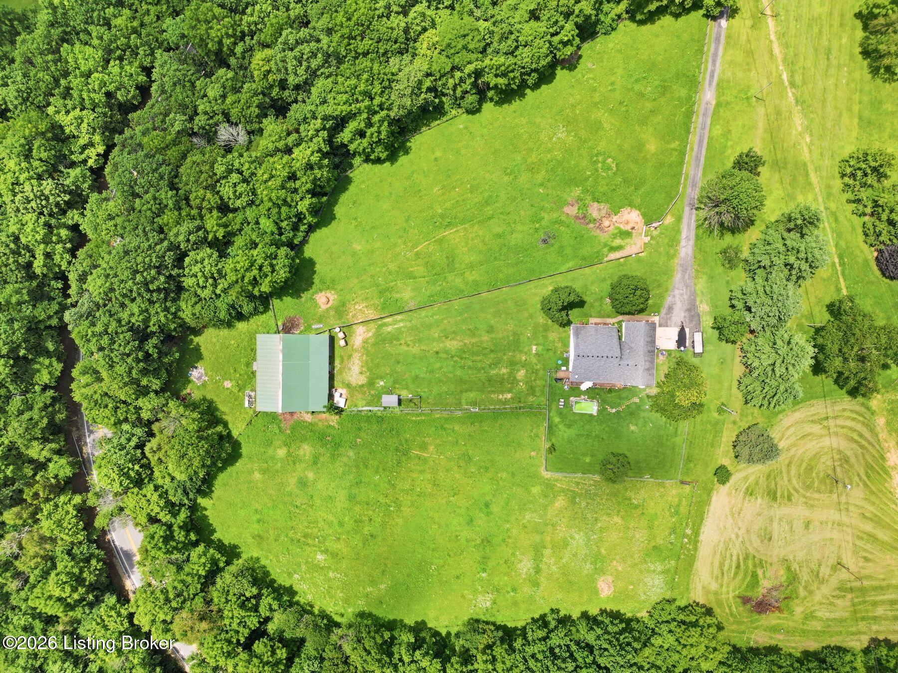 48 Hunters Trace Property Photo 60
