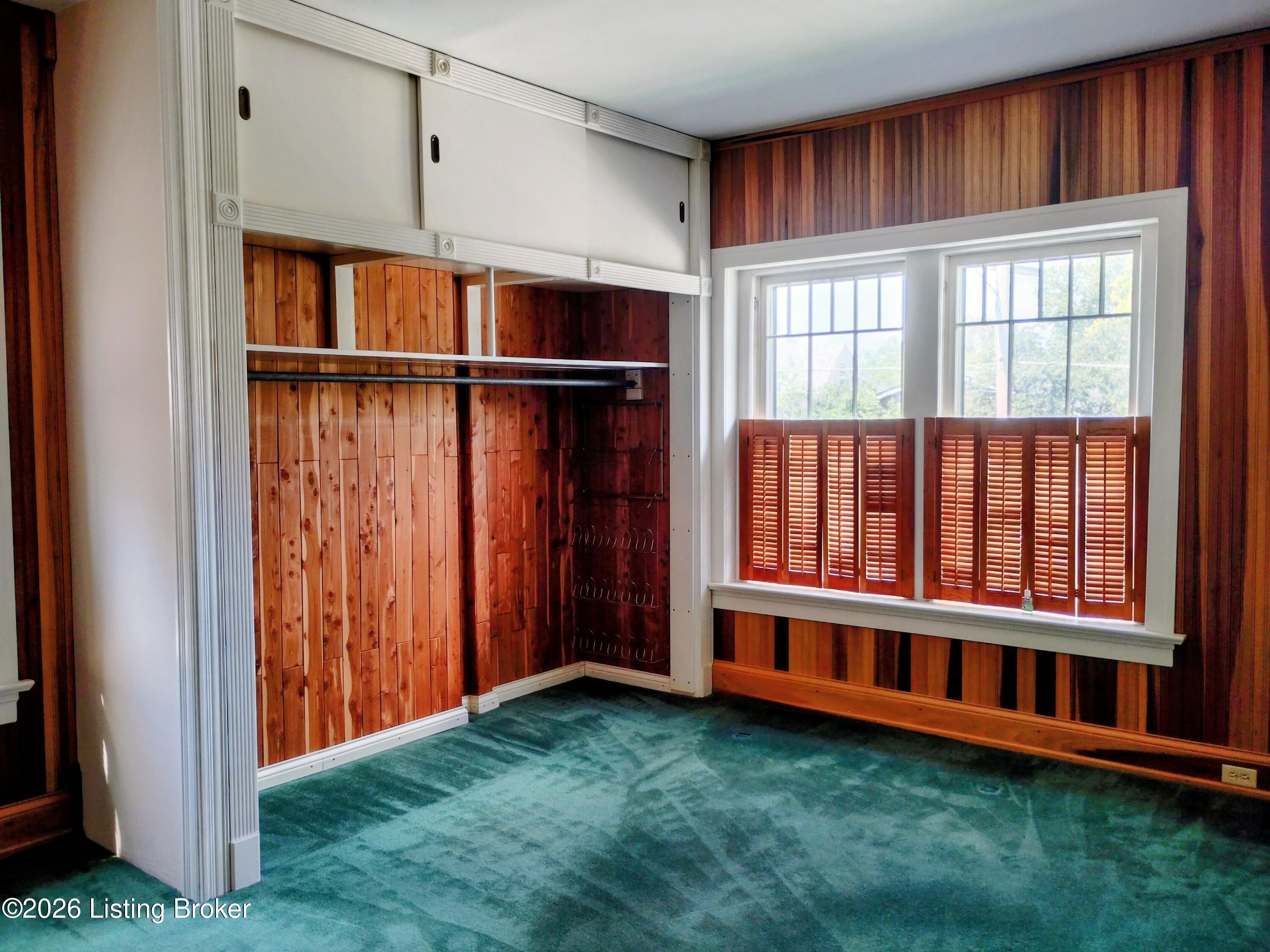 2108 Edgeland Ave Property Photo 23