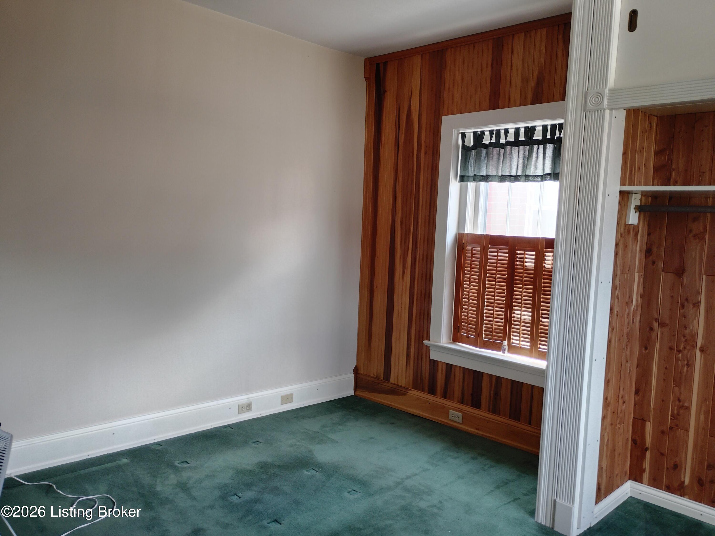 2108 Edgeland Ave Property Photo 24