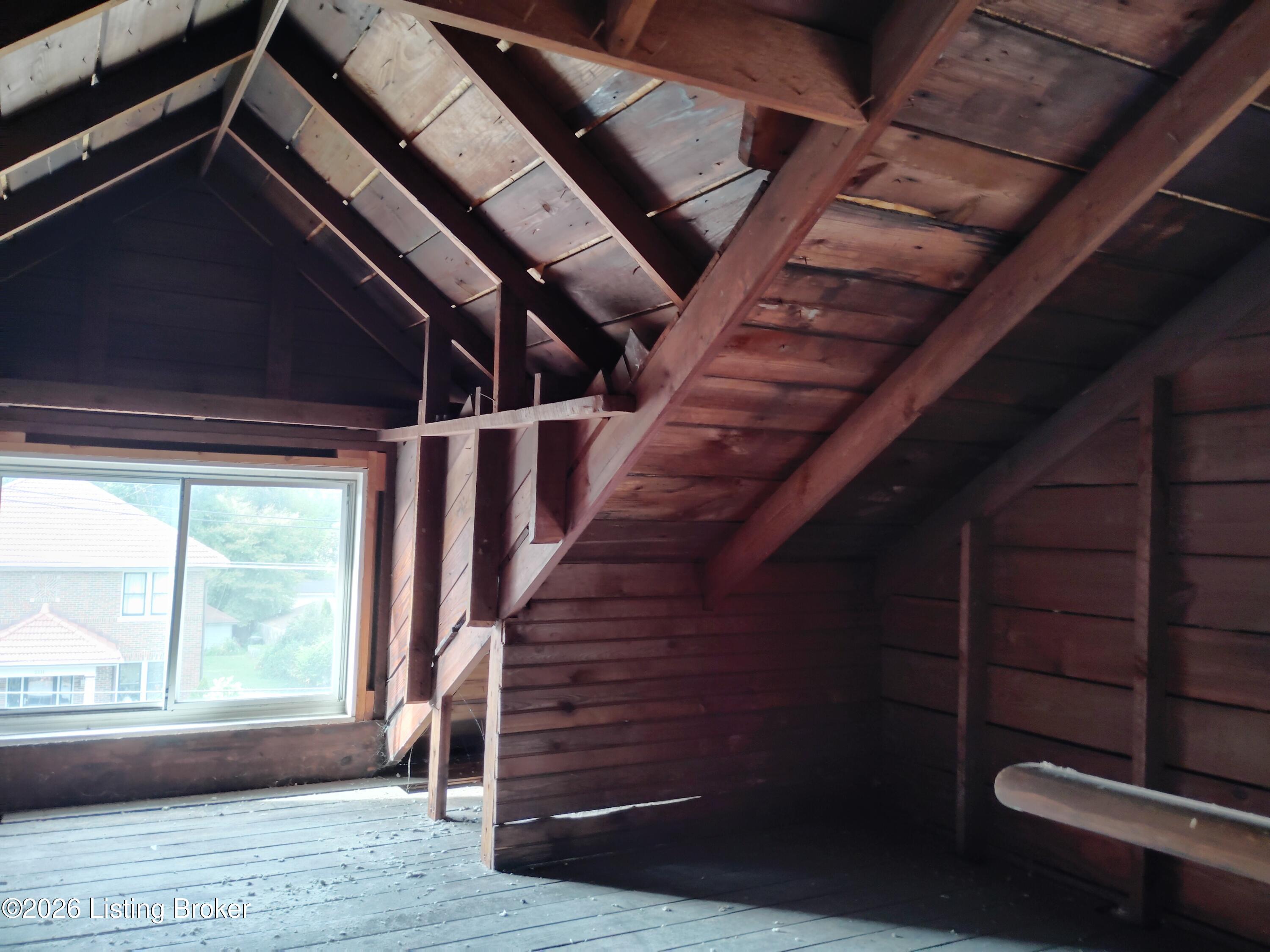 2108 Edgeland Ave Property Photo 35