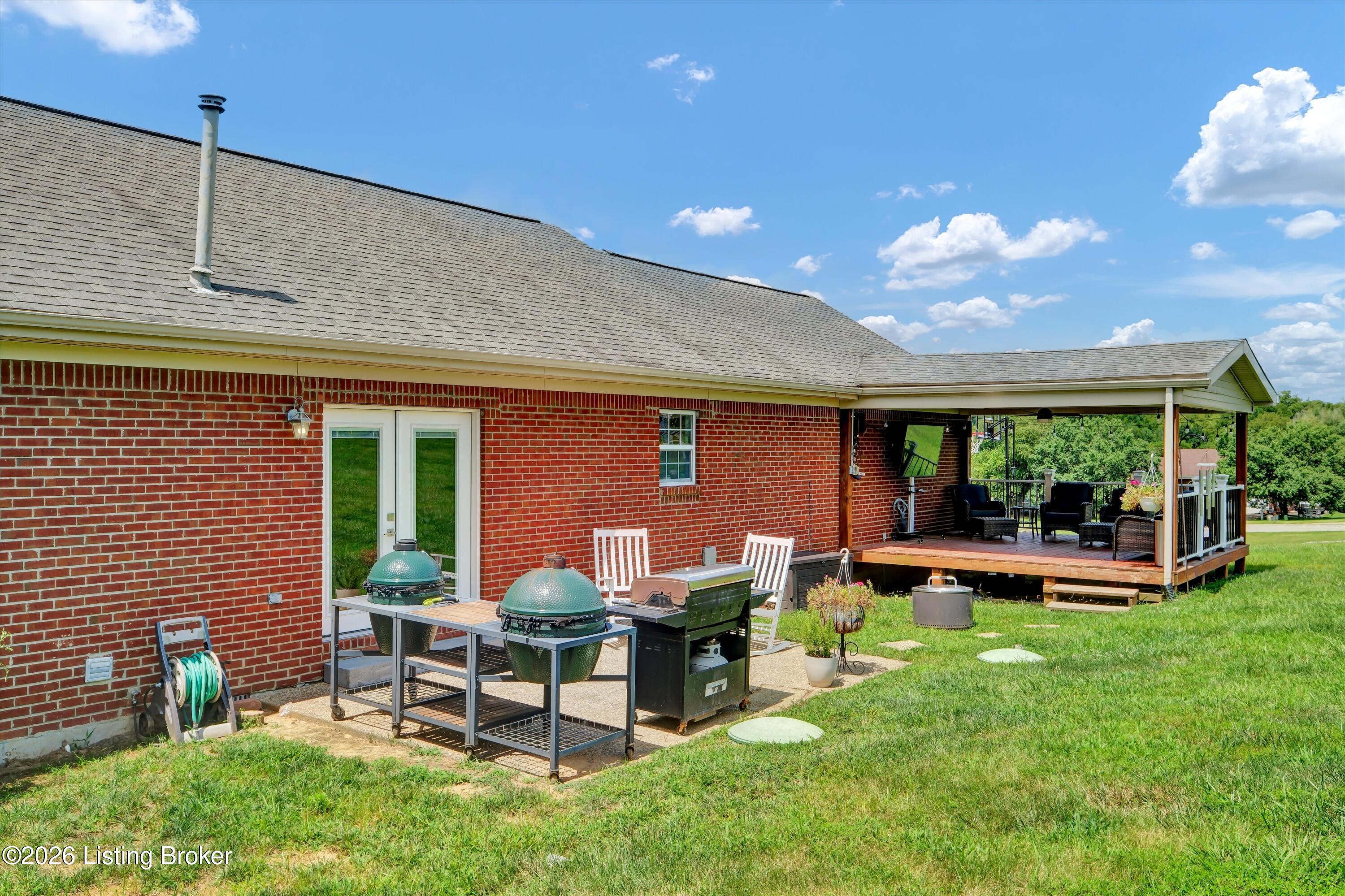 193 Ashland Meadows Dr Property Photo 17