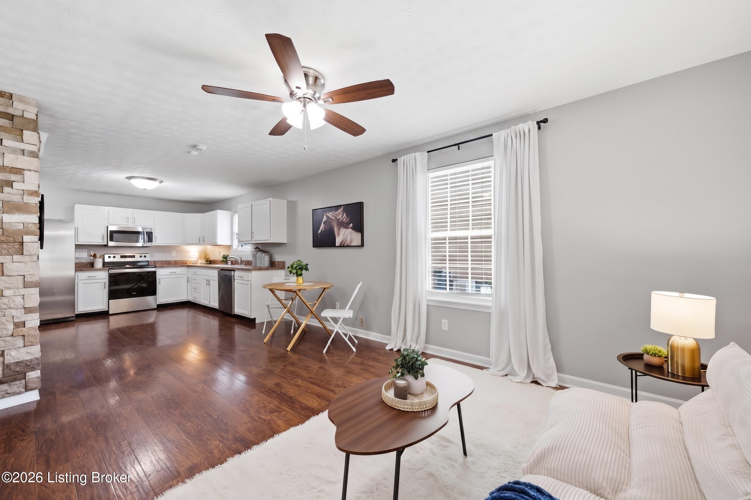 2734 Fleming Ave Property Photo 4