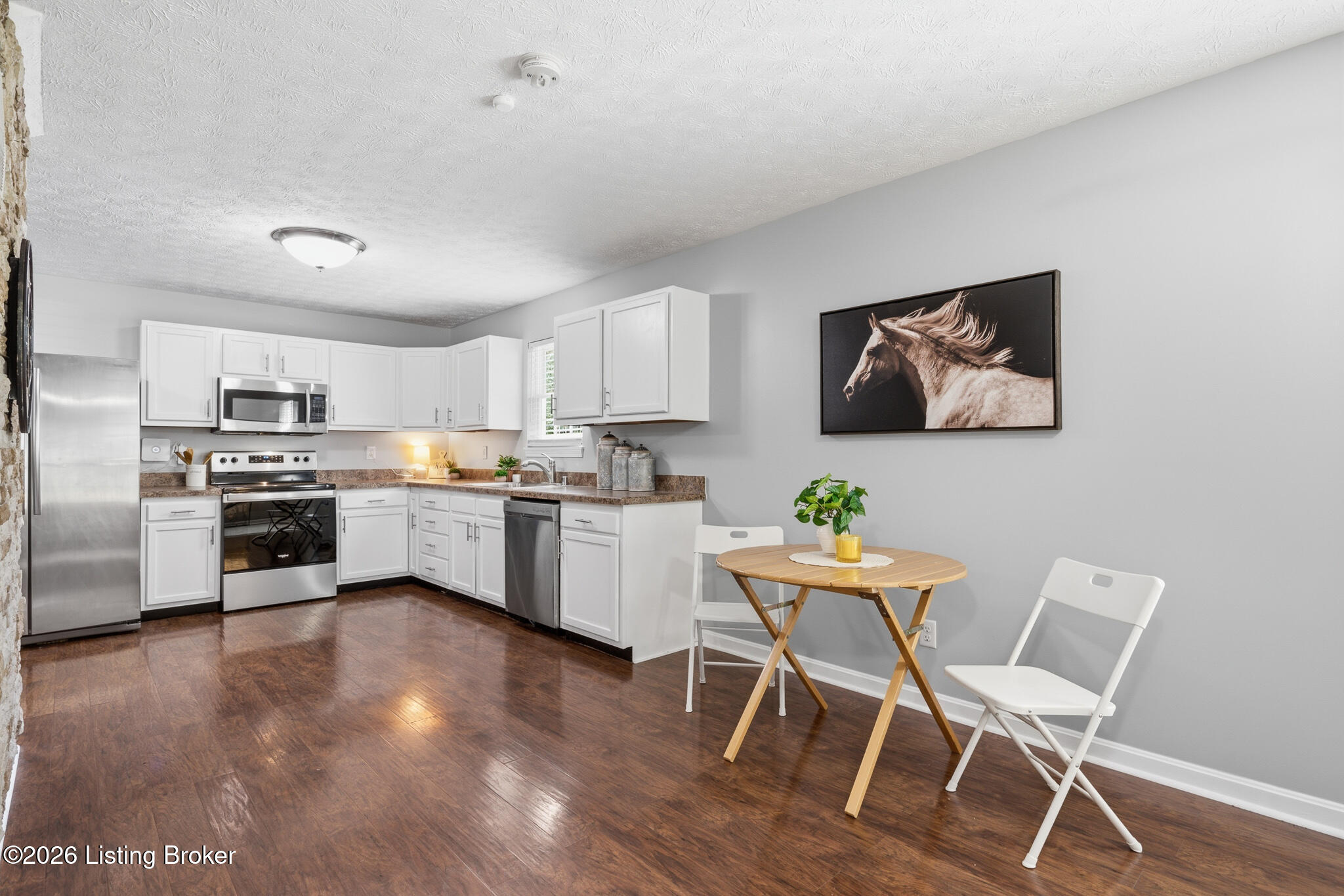 2734 Fleming Ave Property Photo 8