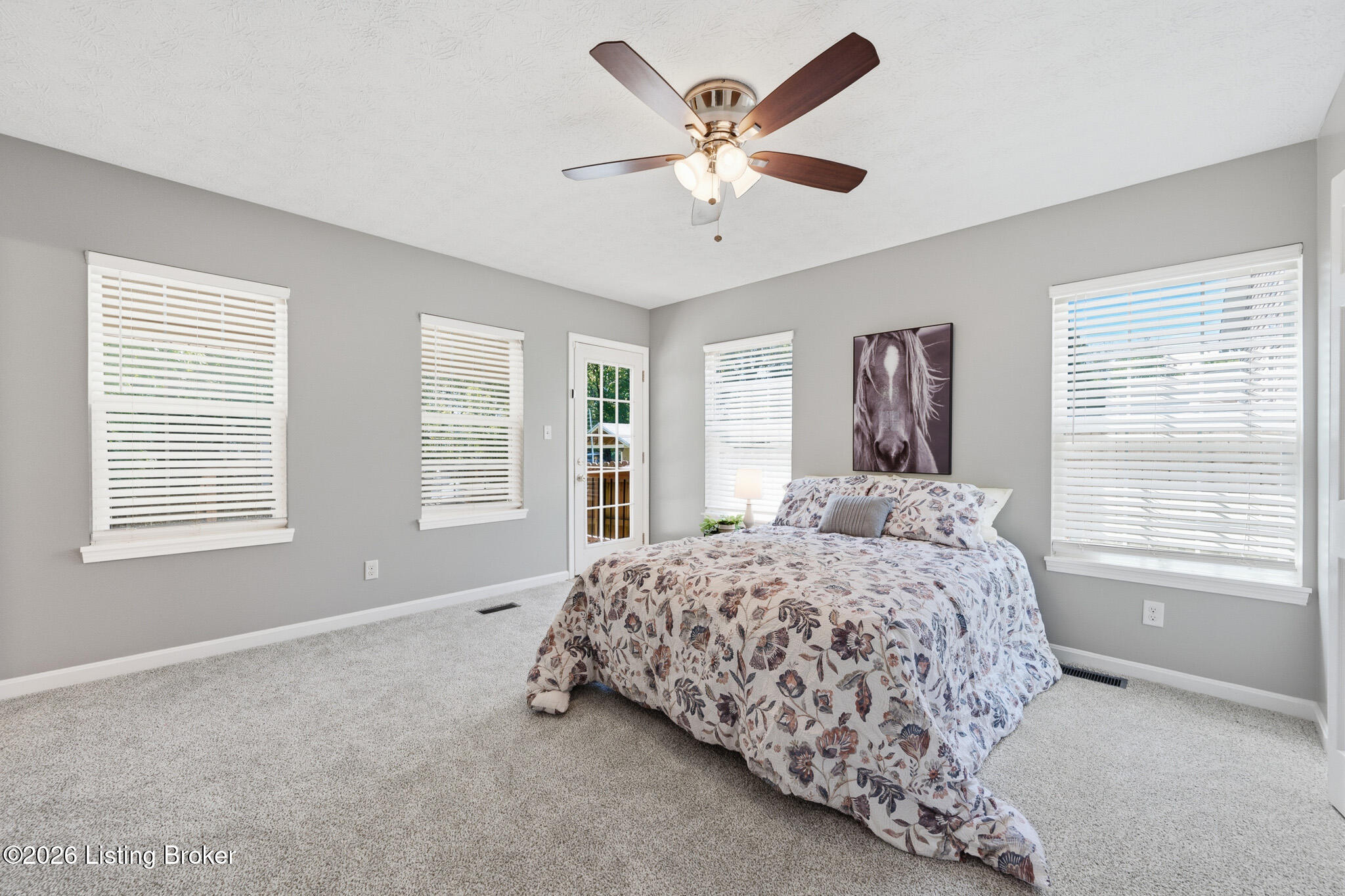 2734 Fleming Ave Property Photo 17