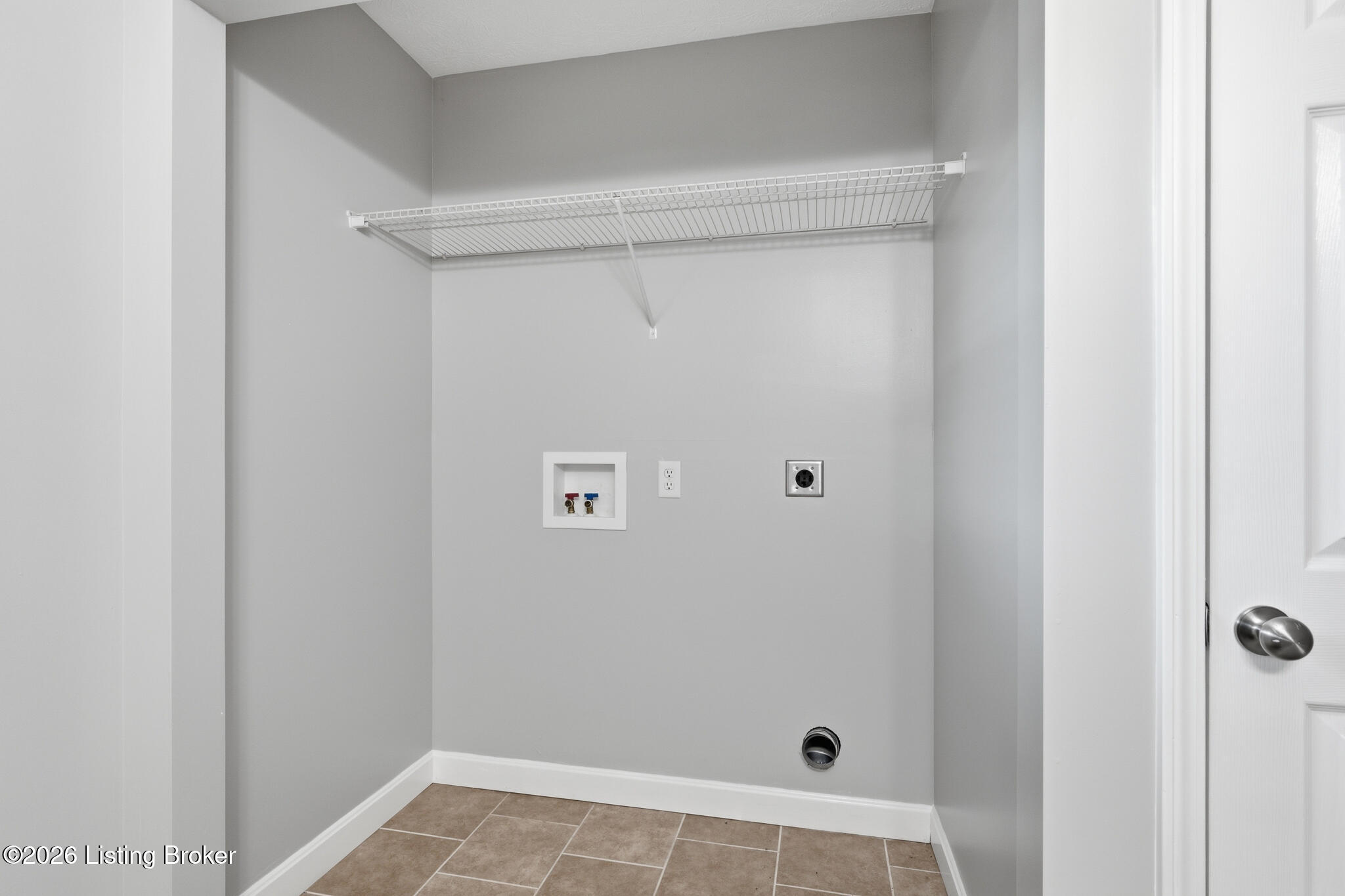 2734 Fleming Ave Property Photo 23