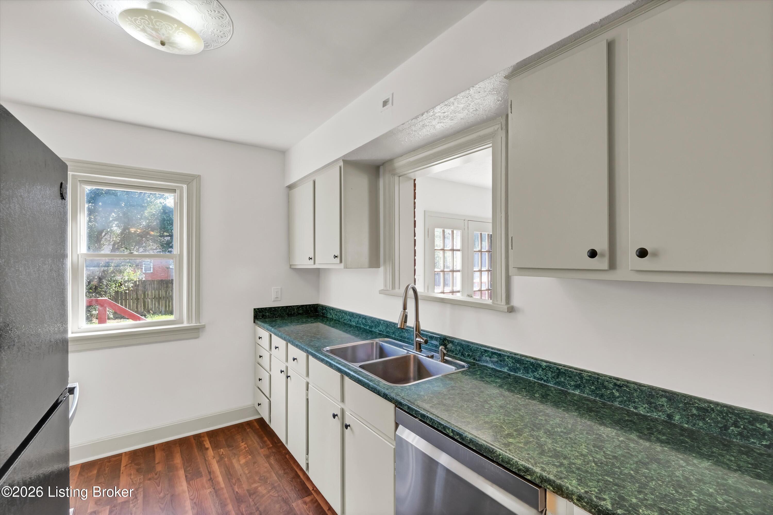 1407 Central Ave Property Photo 15