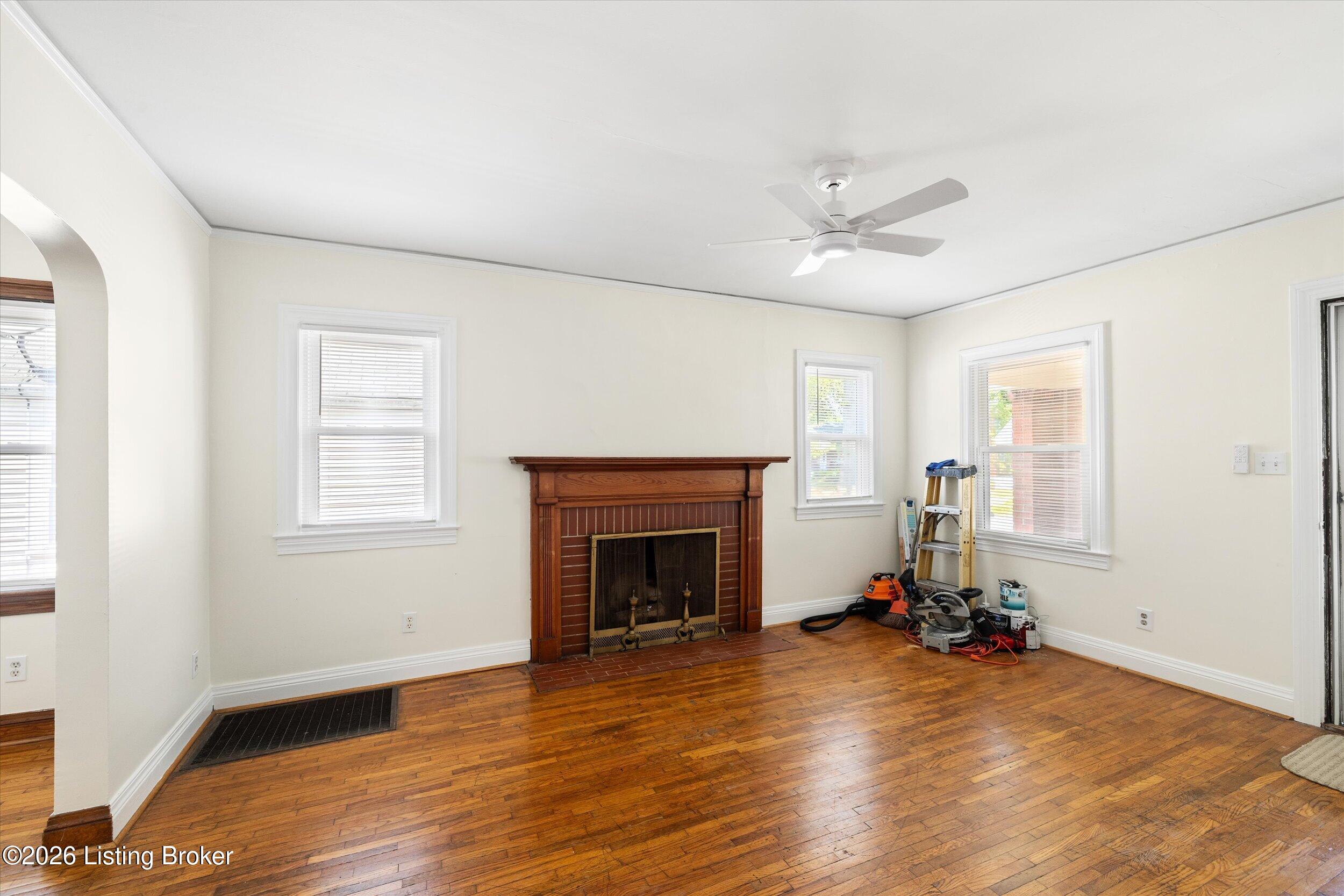 1228 Central Ave Property Photo 4