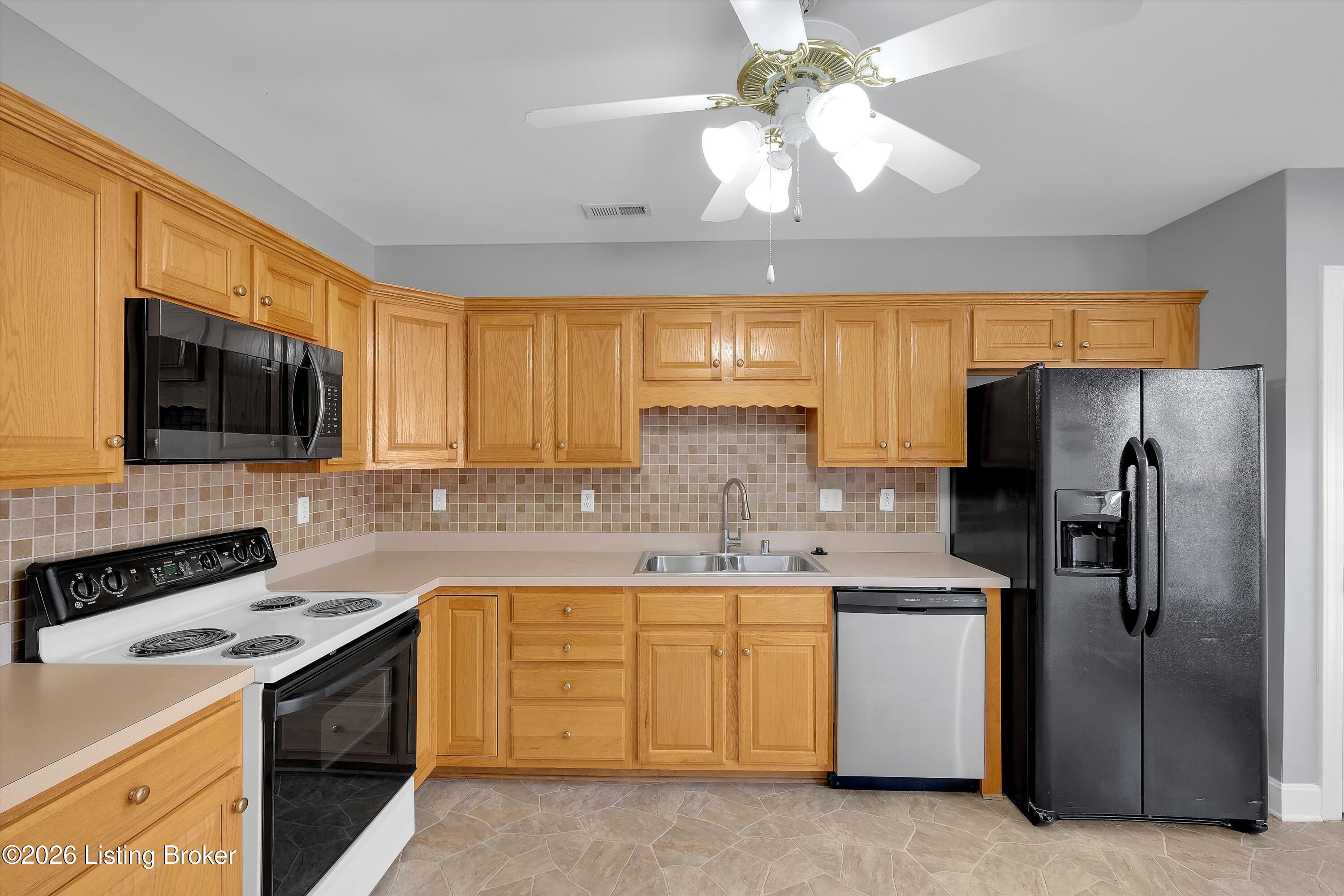 7906 Stovall Ct Property Photo 11