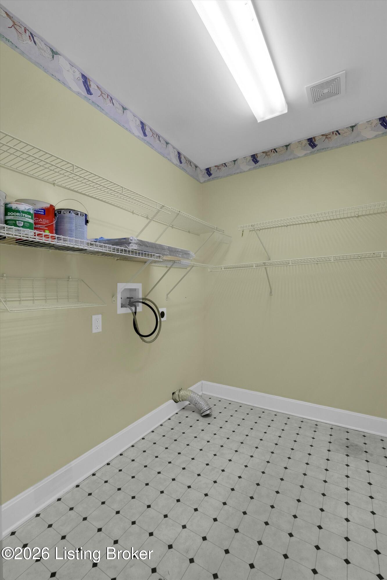 7906 Stovall Ct Property Photo 23