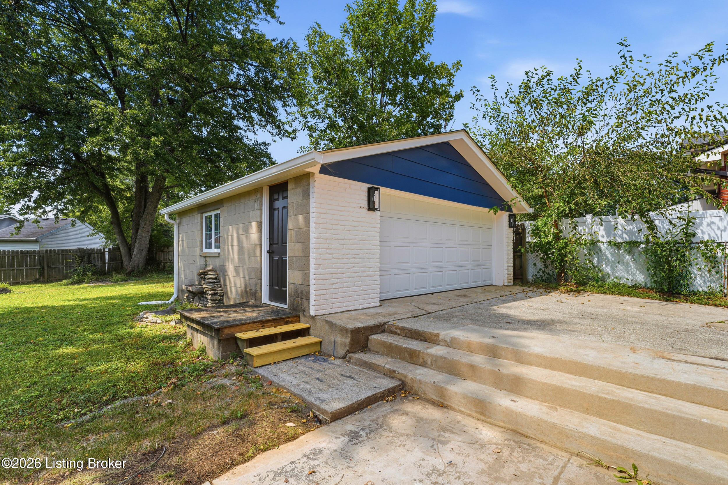 5302 Oakcreek Ln Property Photo 39