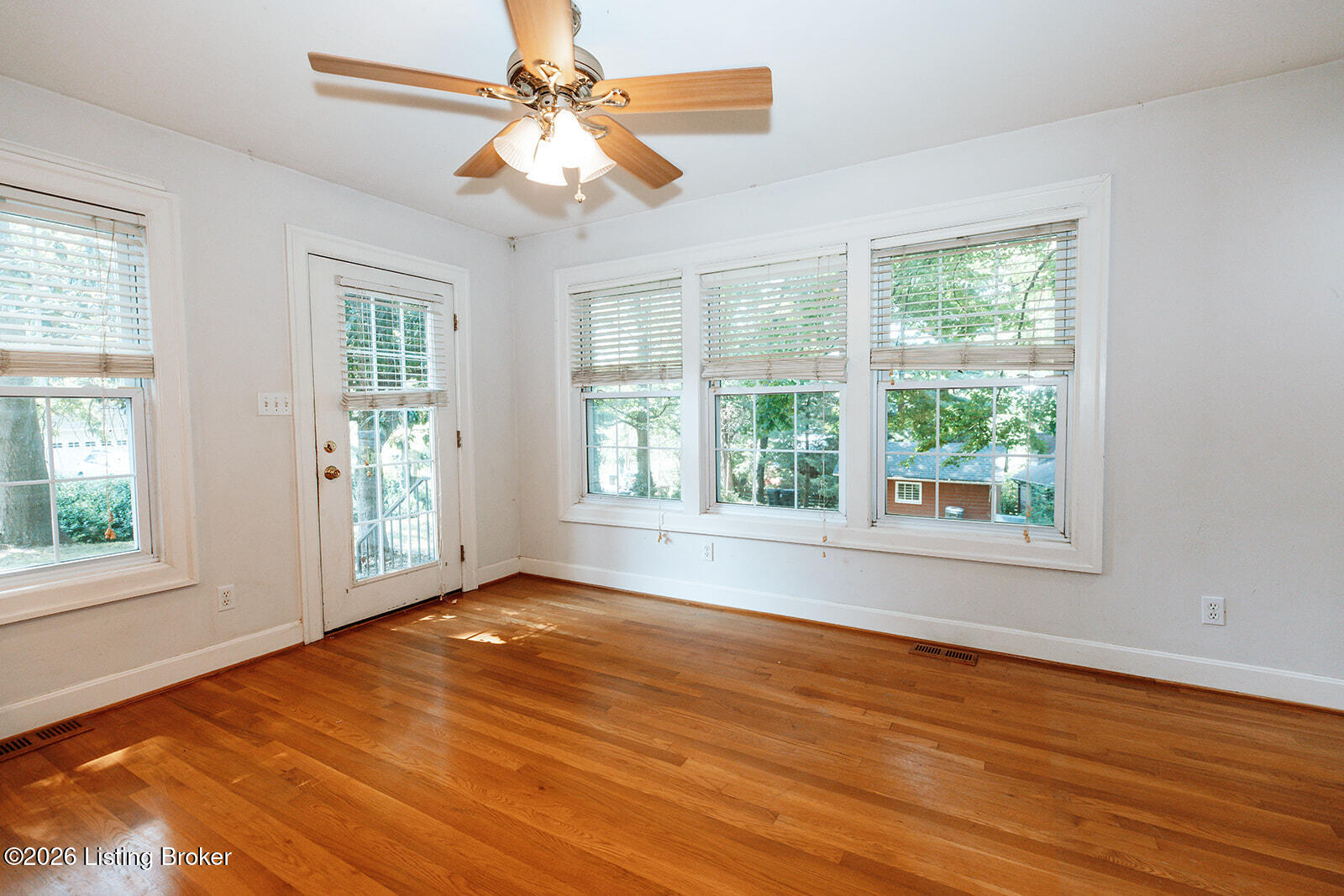 200 Fenley Ave Property Photo 12