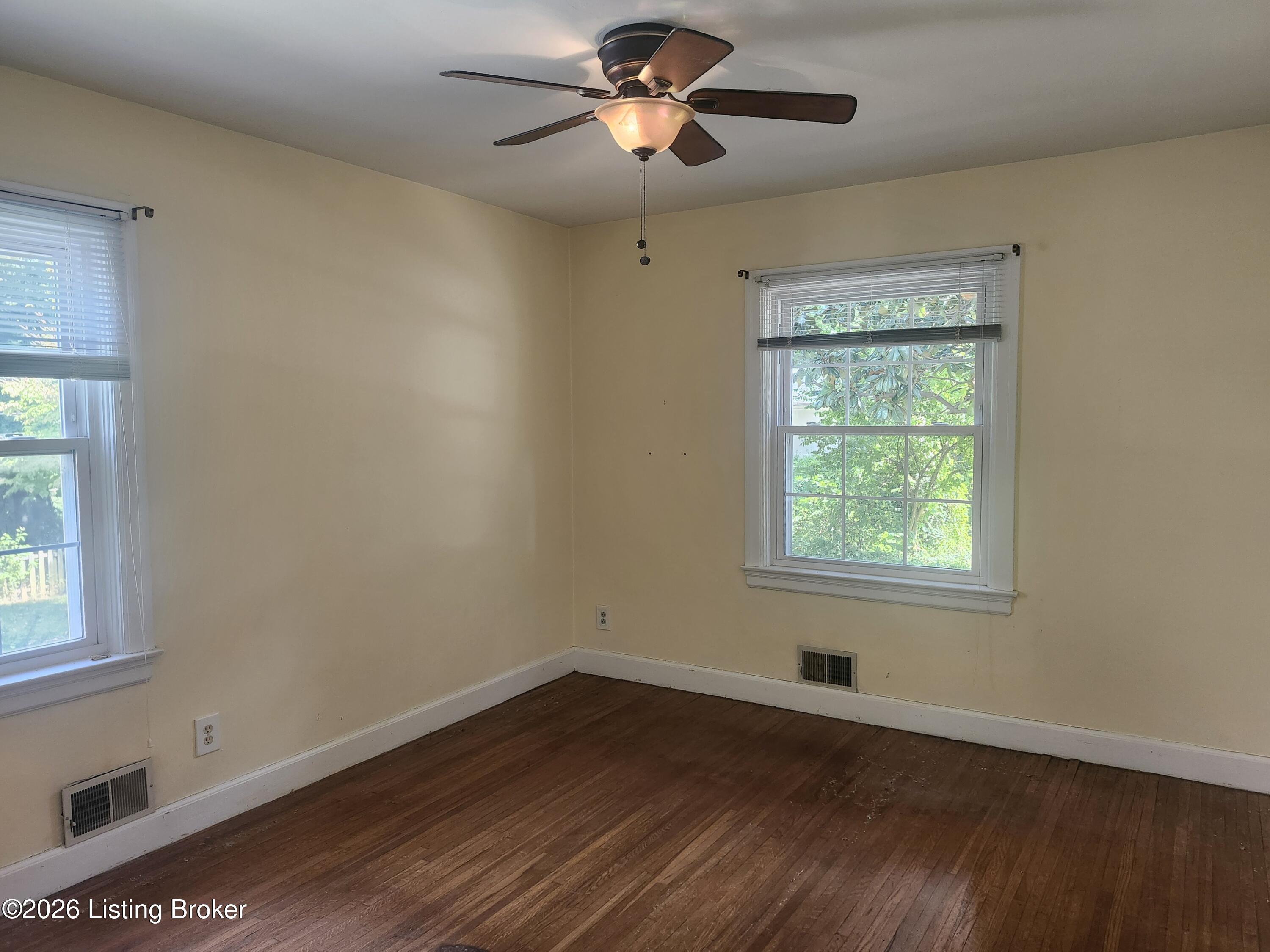 200 Fenley Ave Property Photo 22