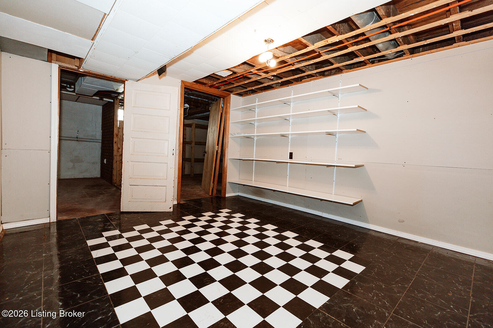 200 Fenley Ave Property Photo 35