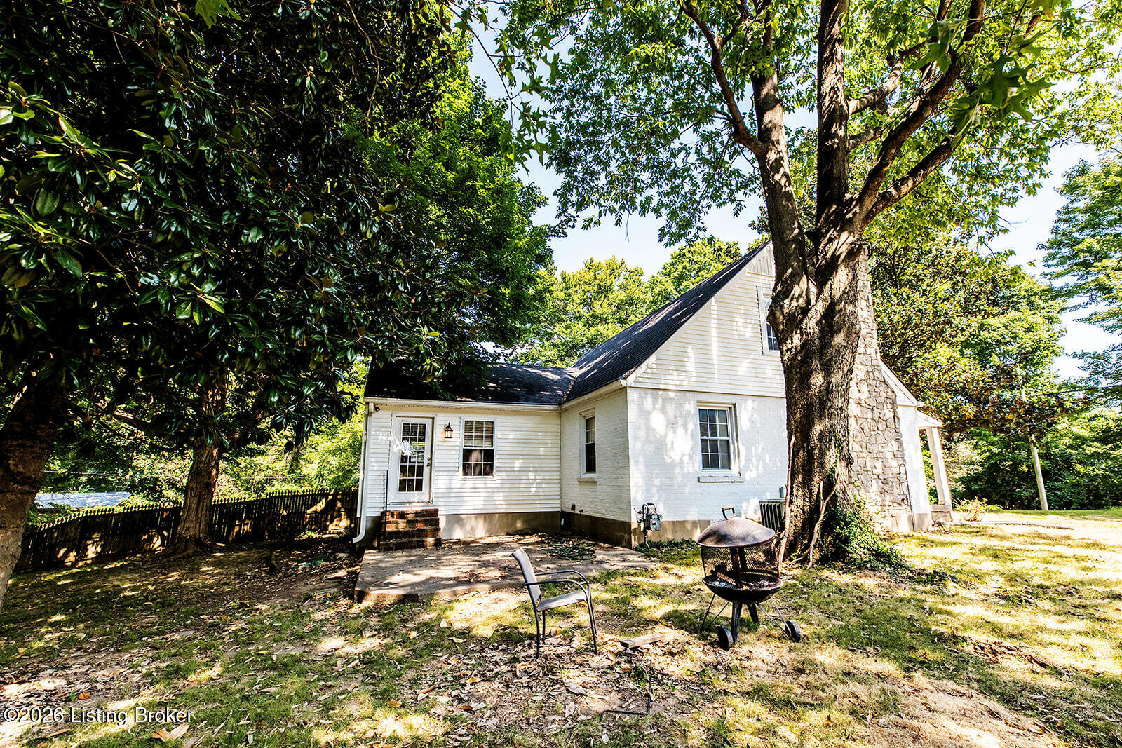 200 Fenley Ave Property Photo 47