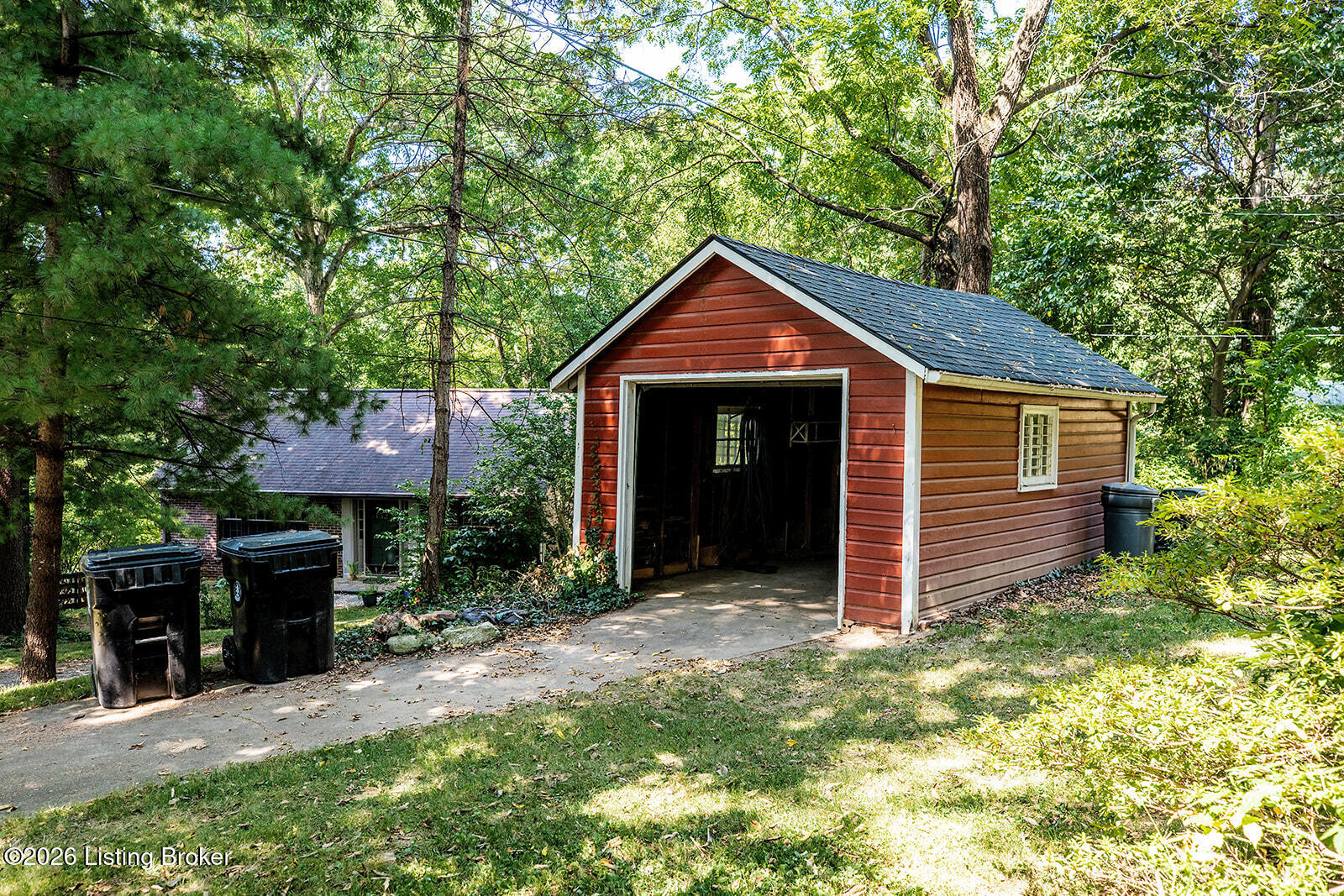 200 Fenley Ave Property Photo 49