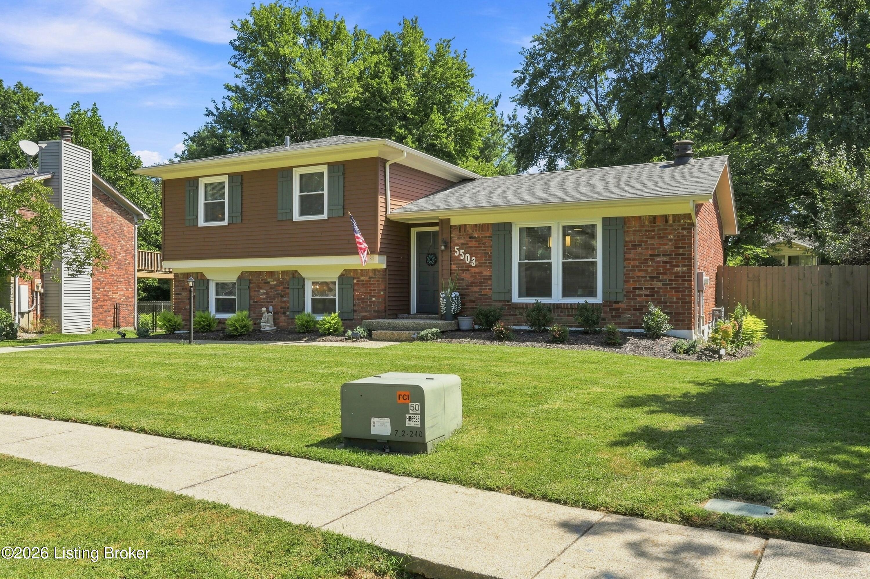 5503 Random Way Property Photo 2