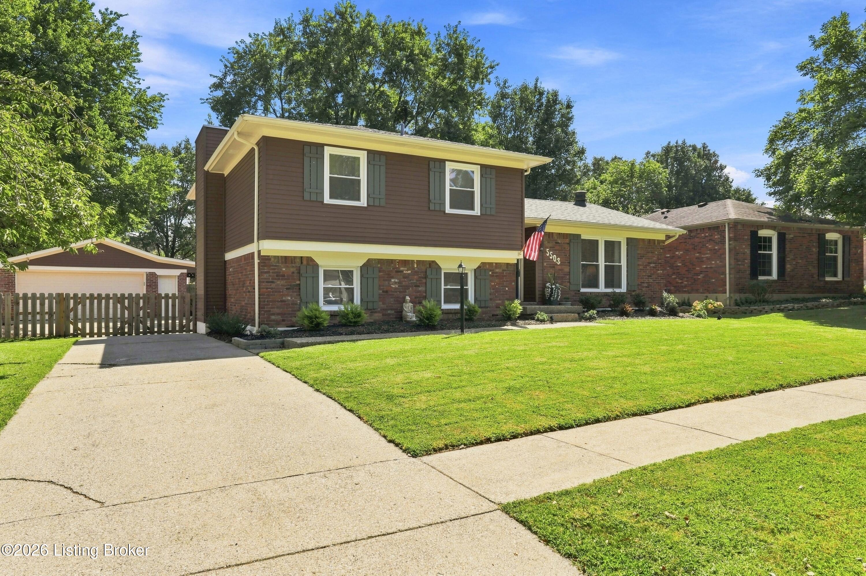 5503 Random Way Property Photo 3