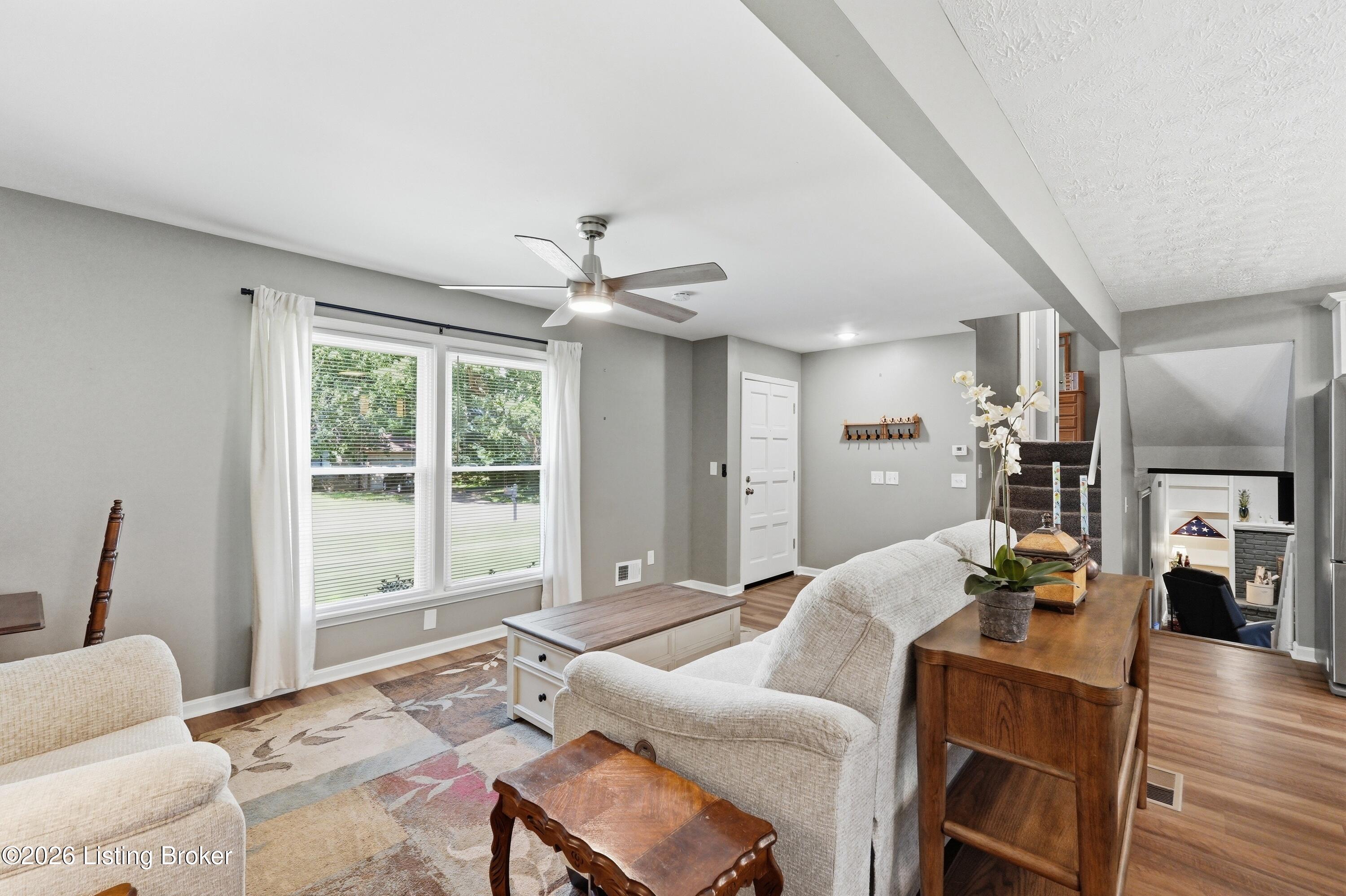 5503 Random Way Property Photo 9