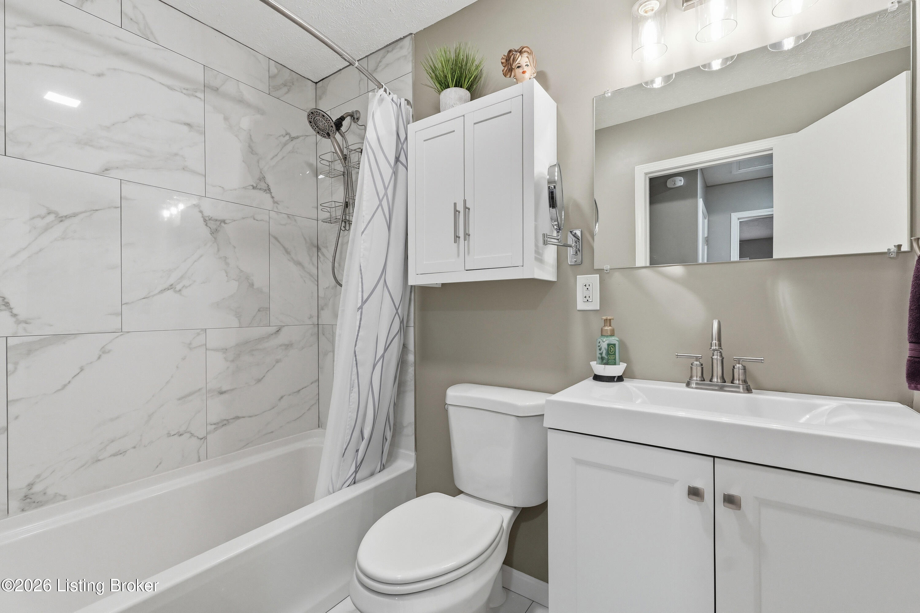 5503 Random Way Property Photo 29