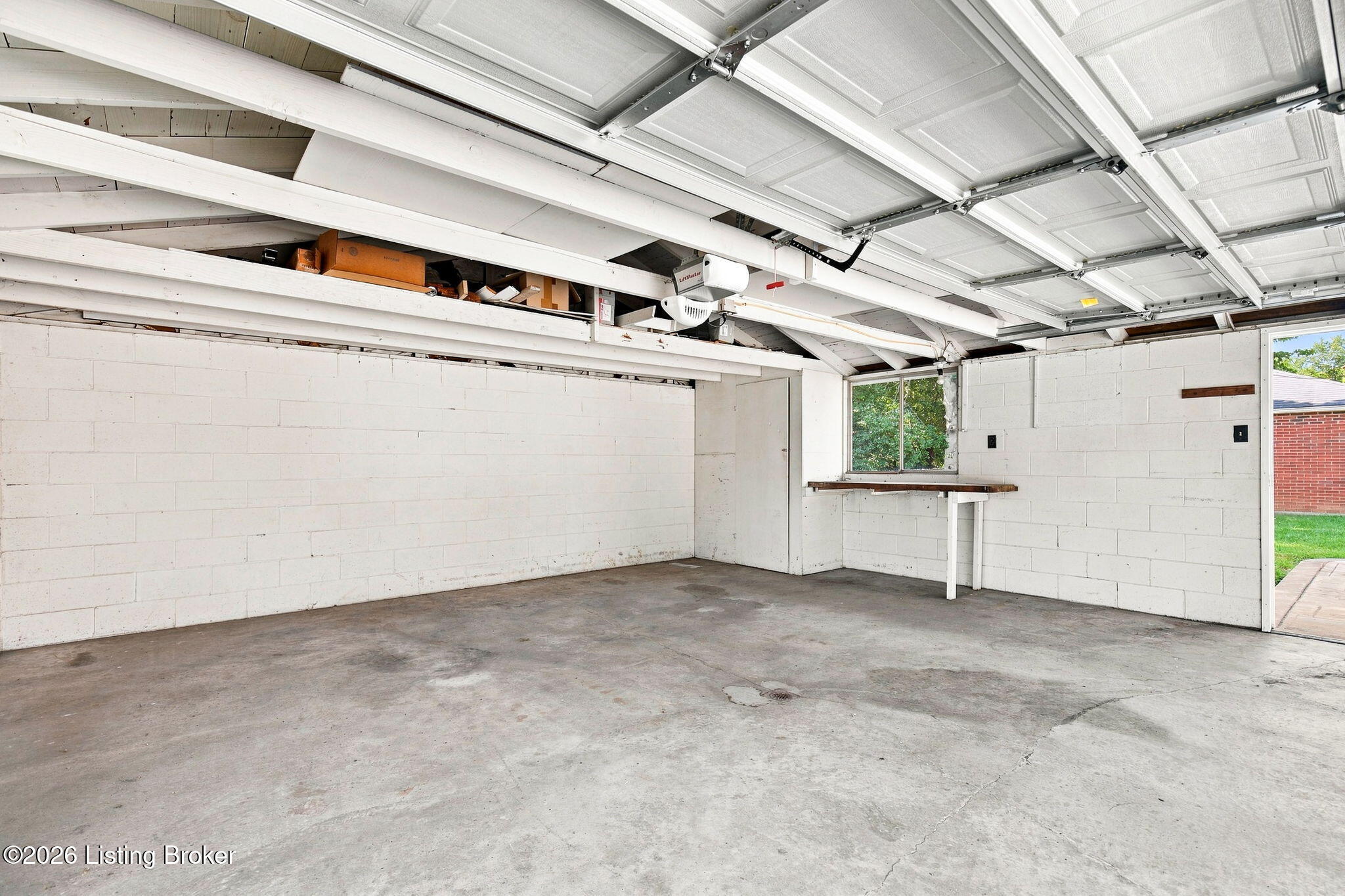 7904 Greenway Dr Property Photo 30